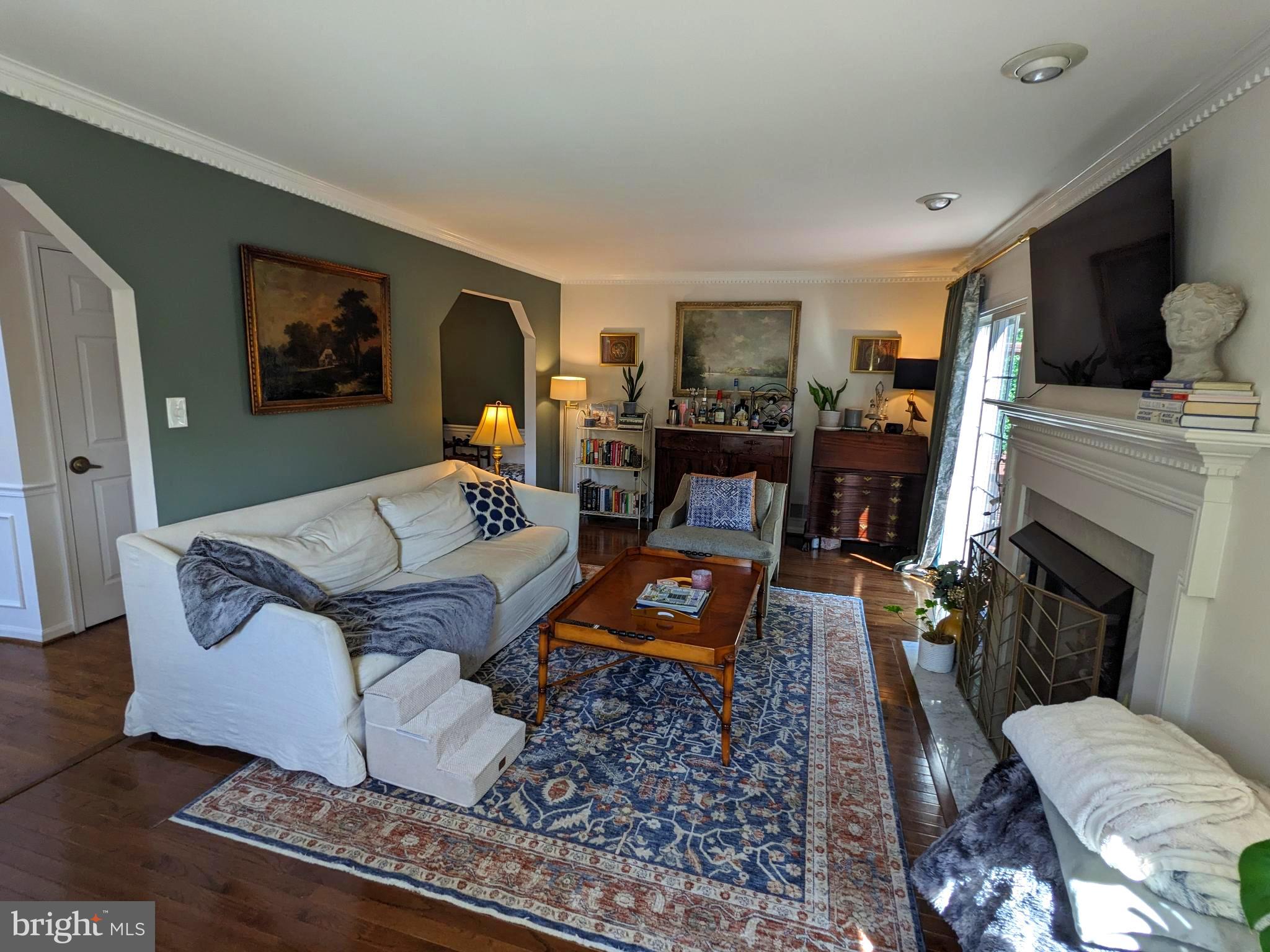 KINGSTOWNE - Residential Lease