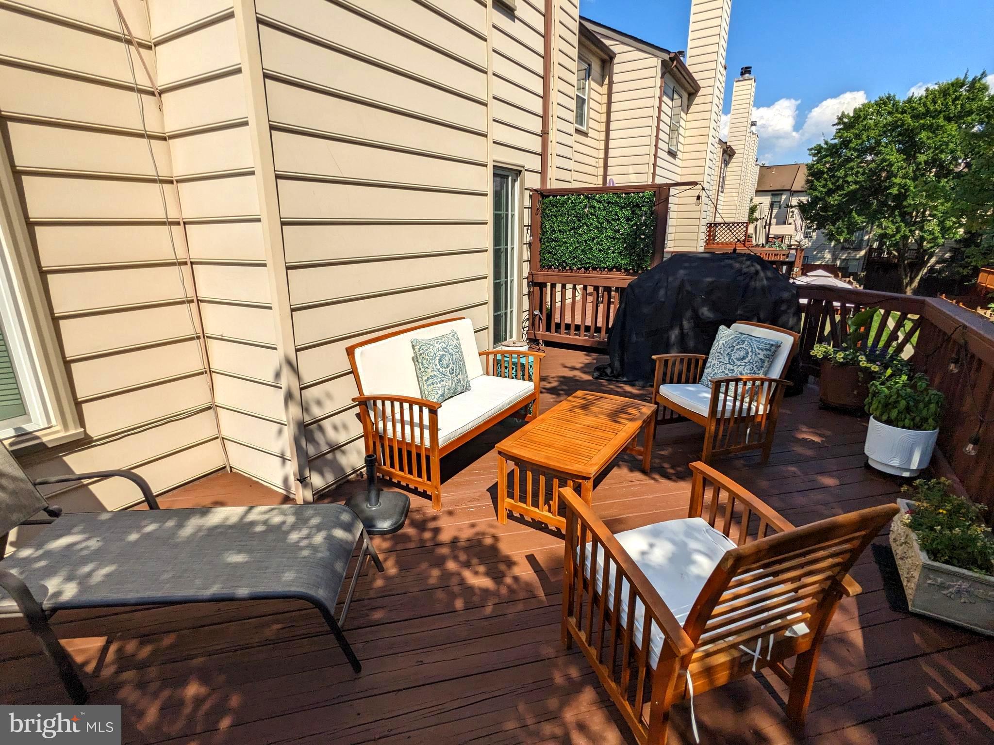 KINGSTOWNE - Residential Lease