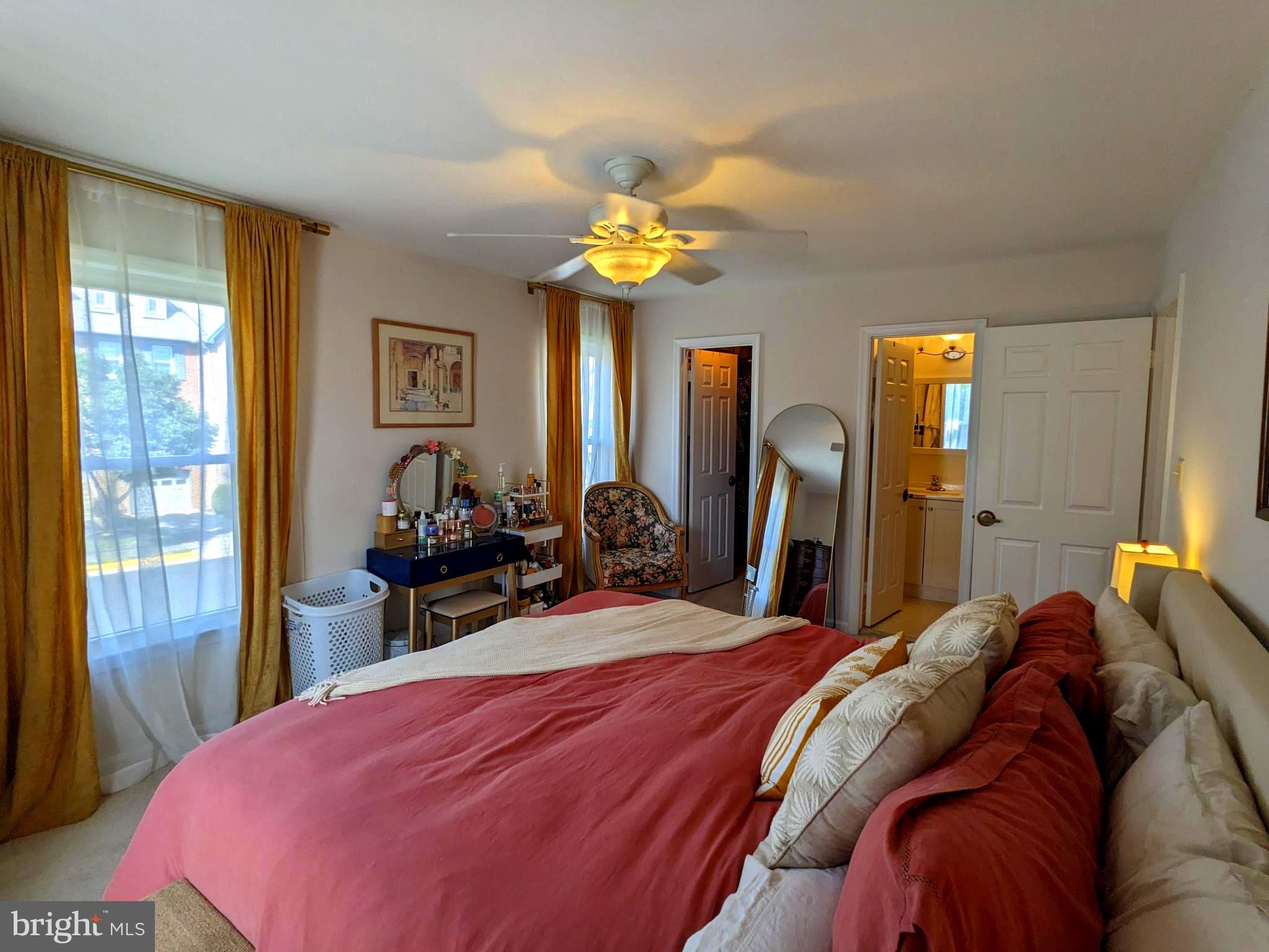 KINGSTOWNE - Residential Lease