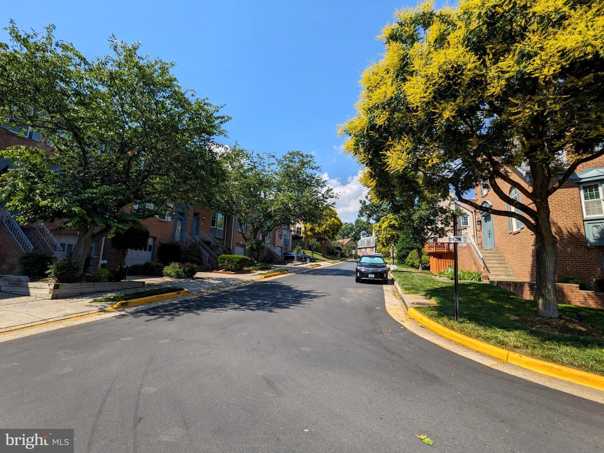 KINGSTOWNE - Residential Lease