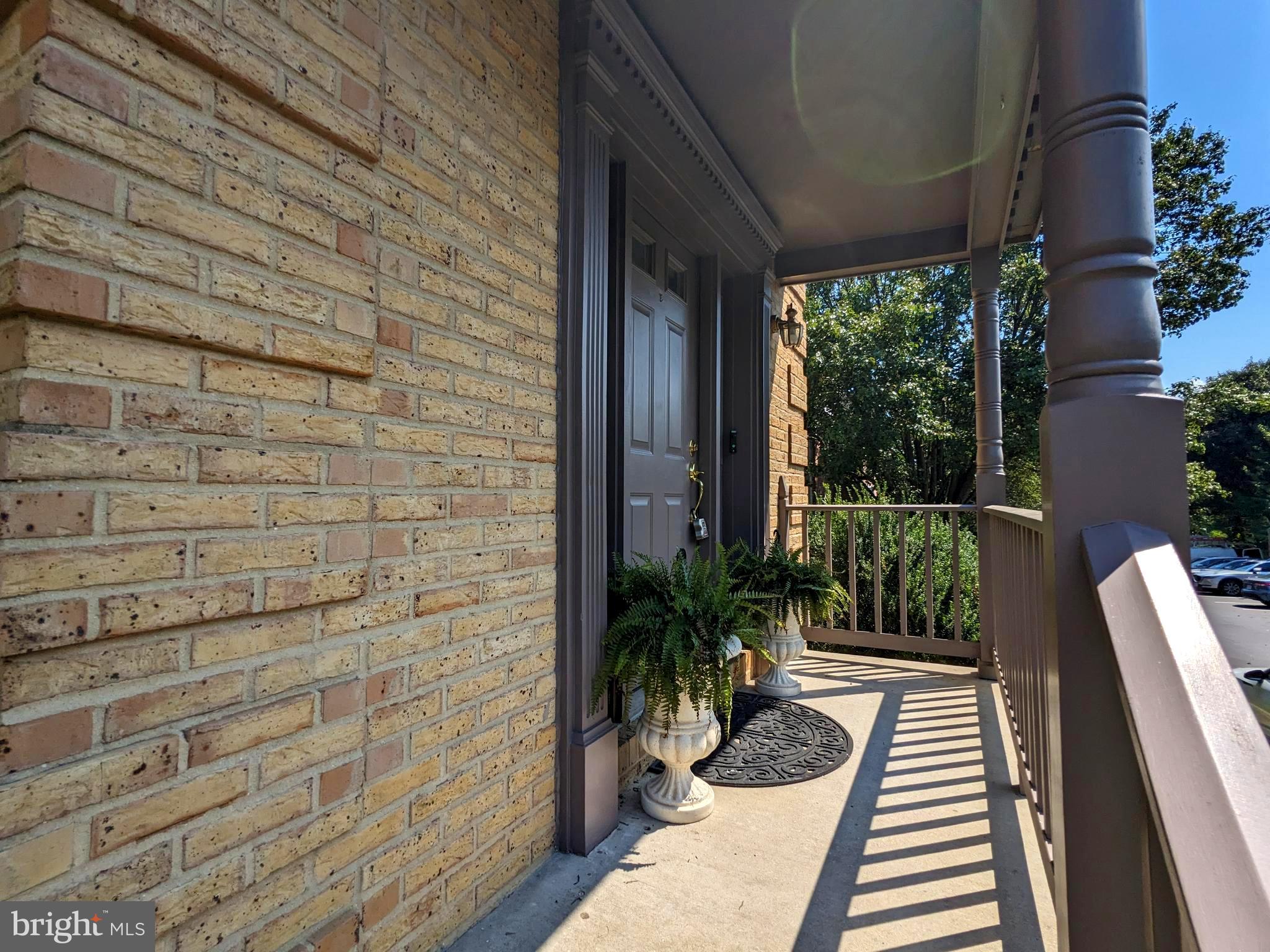 KINGSTOWNE - Residential Lease