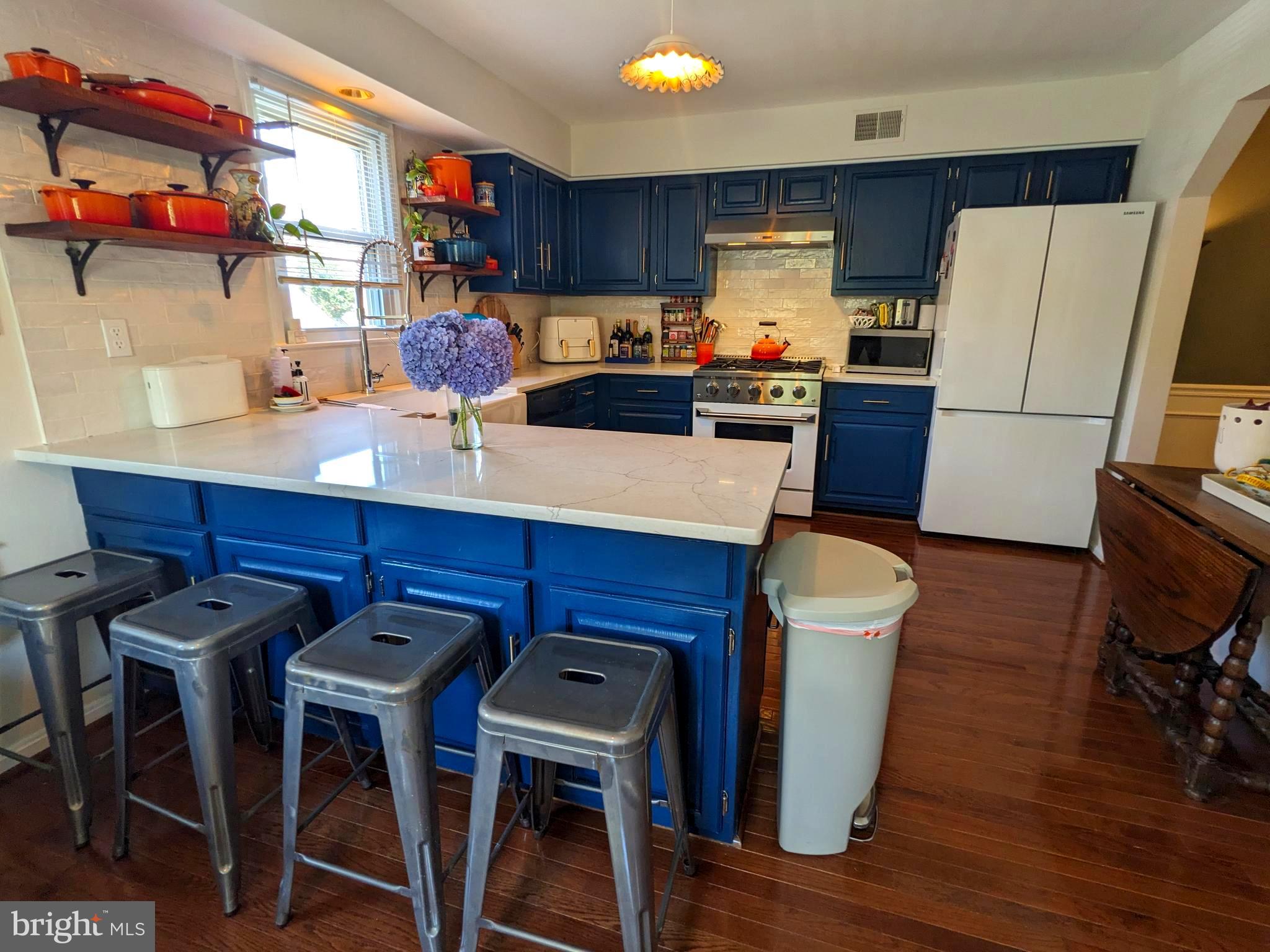 KINGSTOWNE - Residential Lease