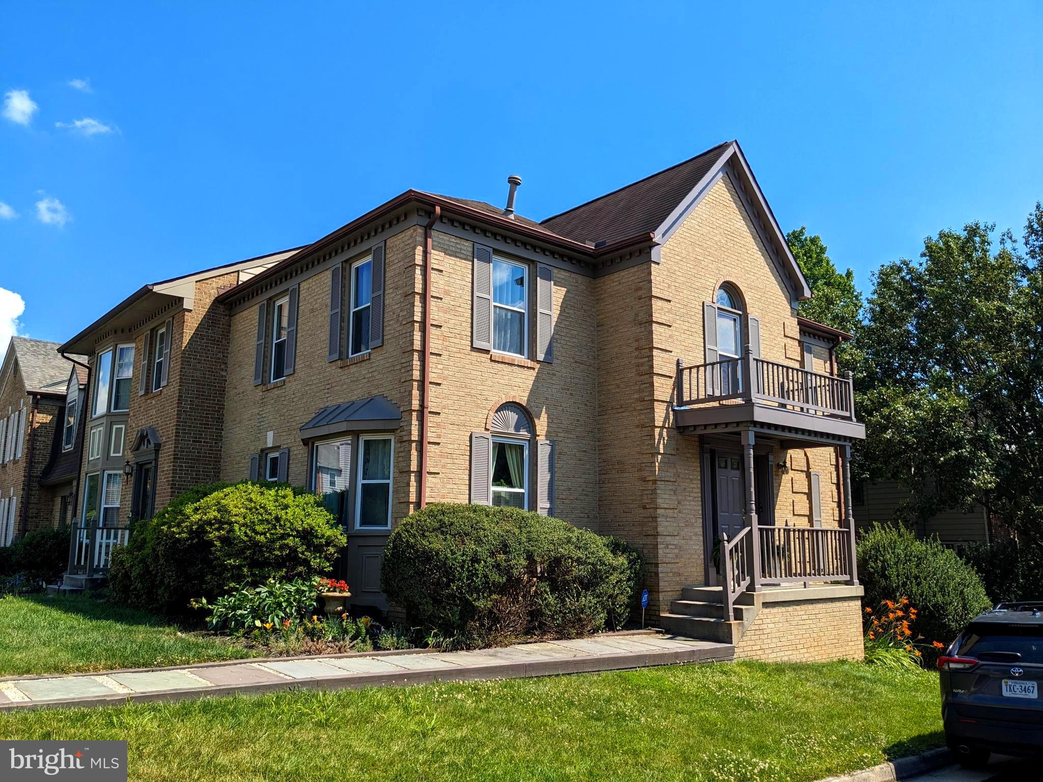 KINGSTOWNE - Residential Lease