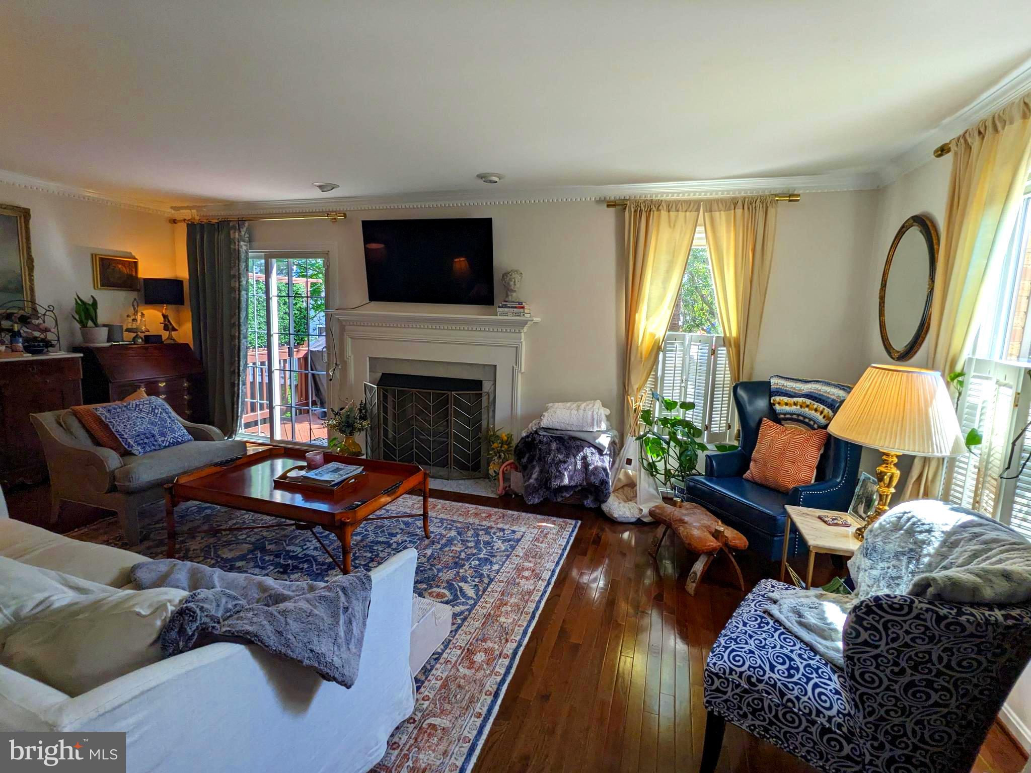 KINGSTOWNE - Residential Lease