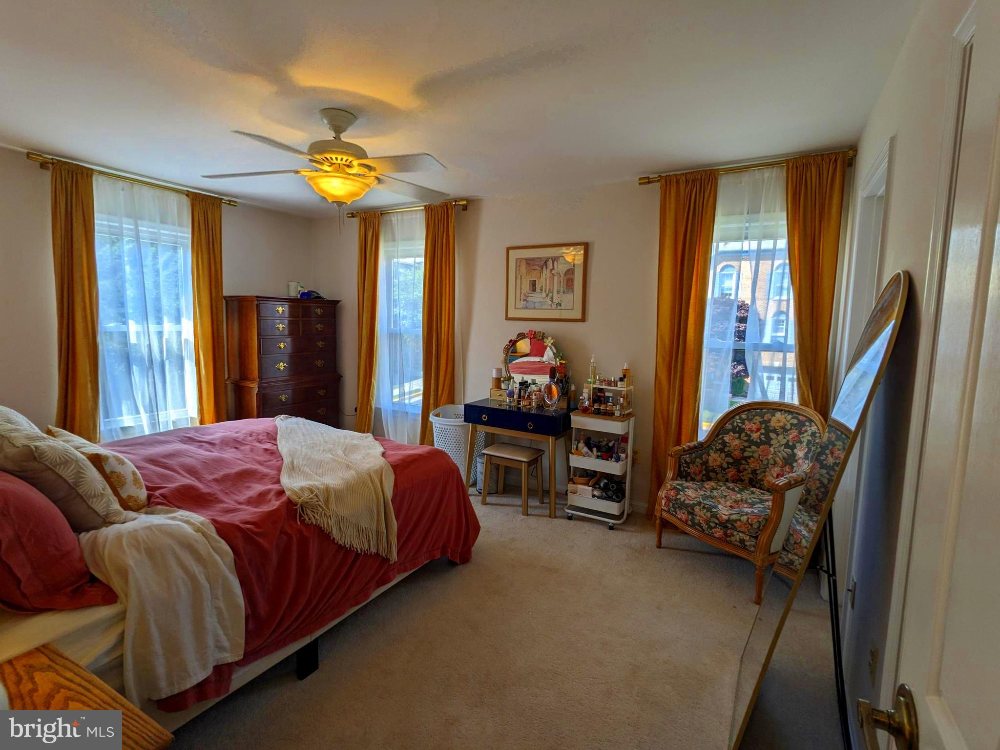 KINGSTOWNE - Residential Lease