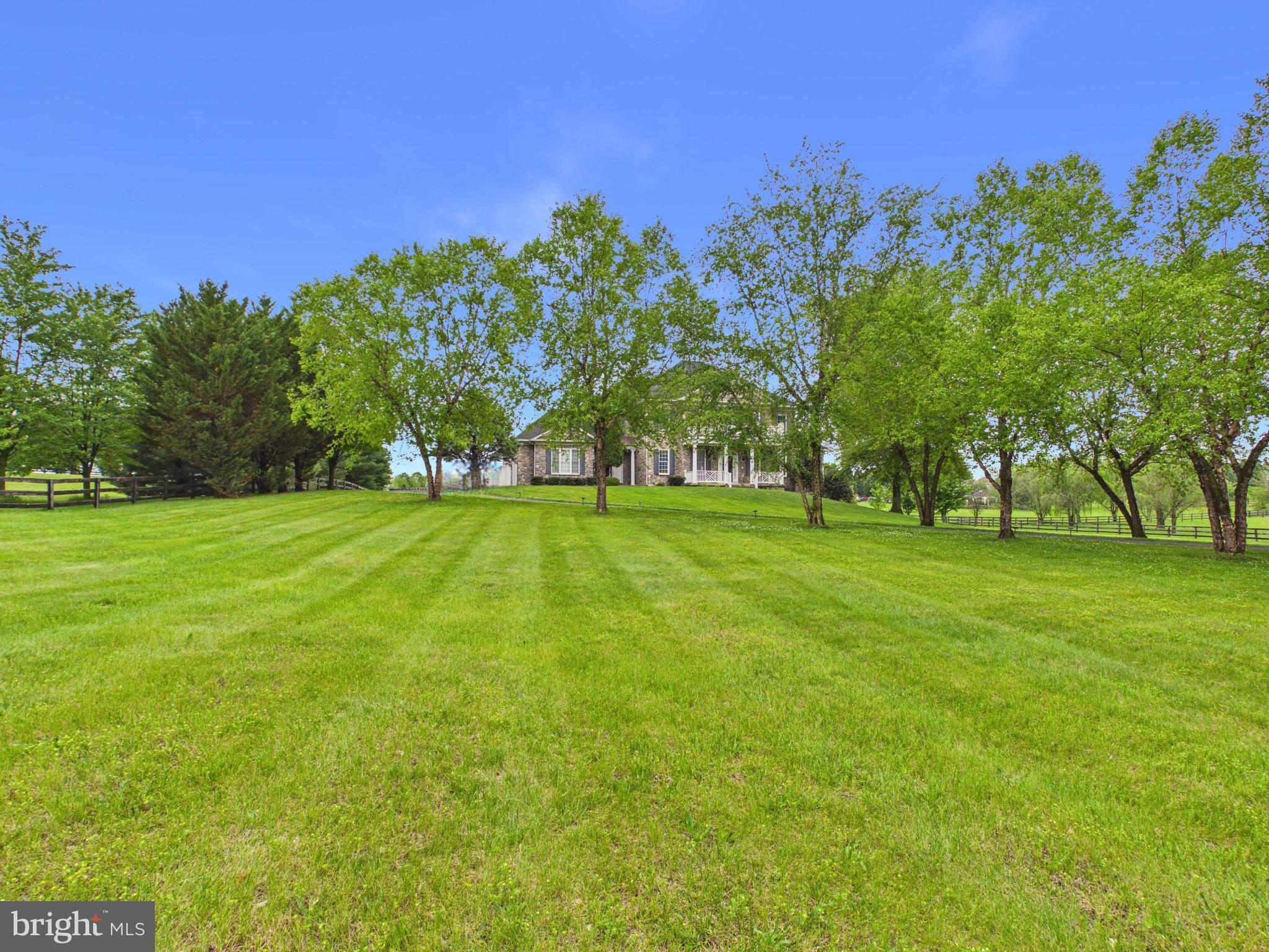 HEATHER KNOLLS - Residential