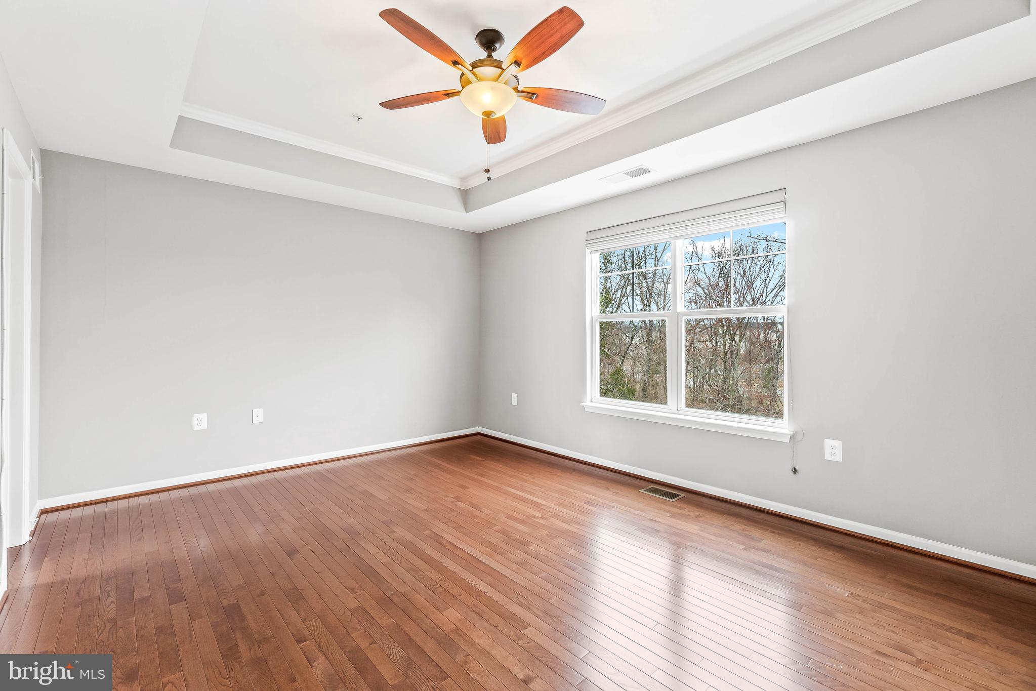 SUMMERWALK AT STONE RIDGE - Residential Lease