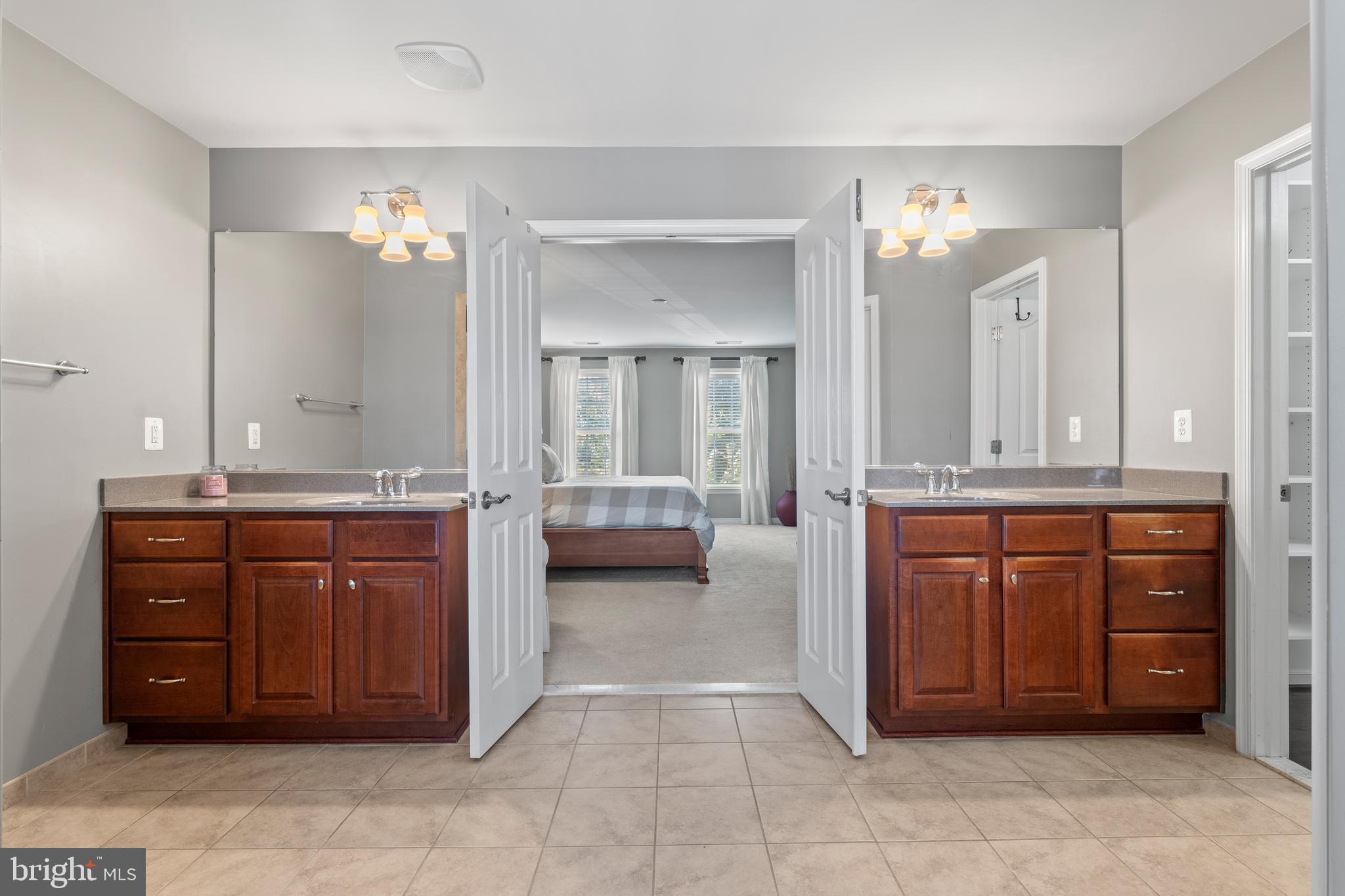 HILLS OF AQUIA - Residential