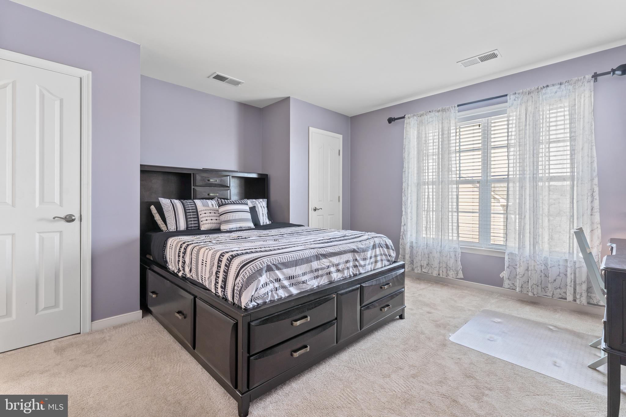 HILLS OF AQUIA - Residential