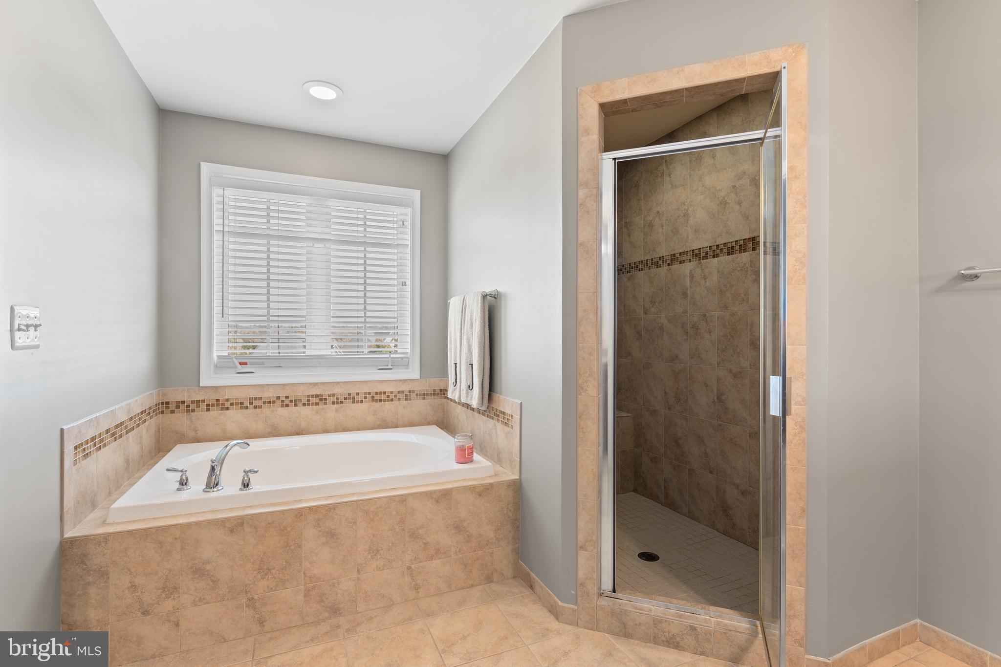 HILLS OF AQUIA - Residential