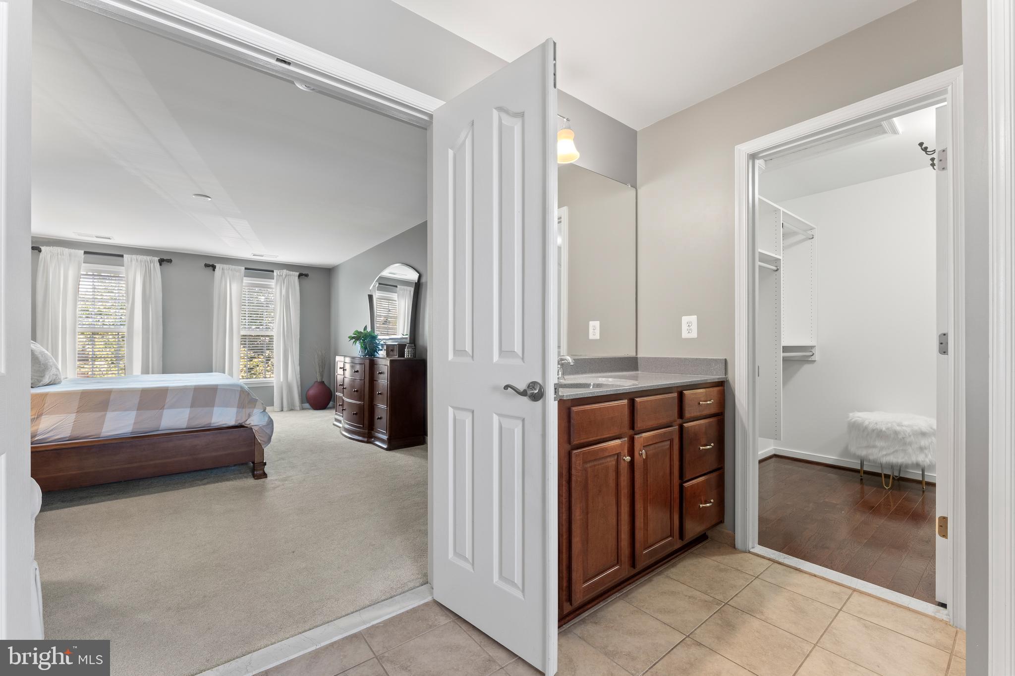 HILLS OF AQUIA - Residential