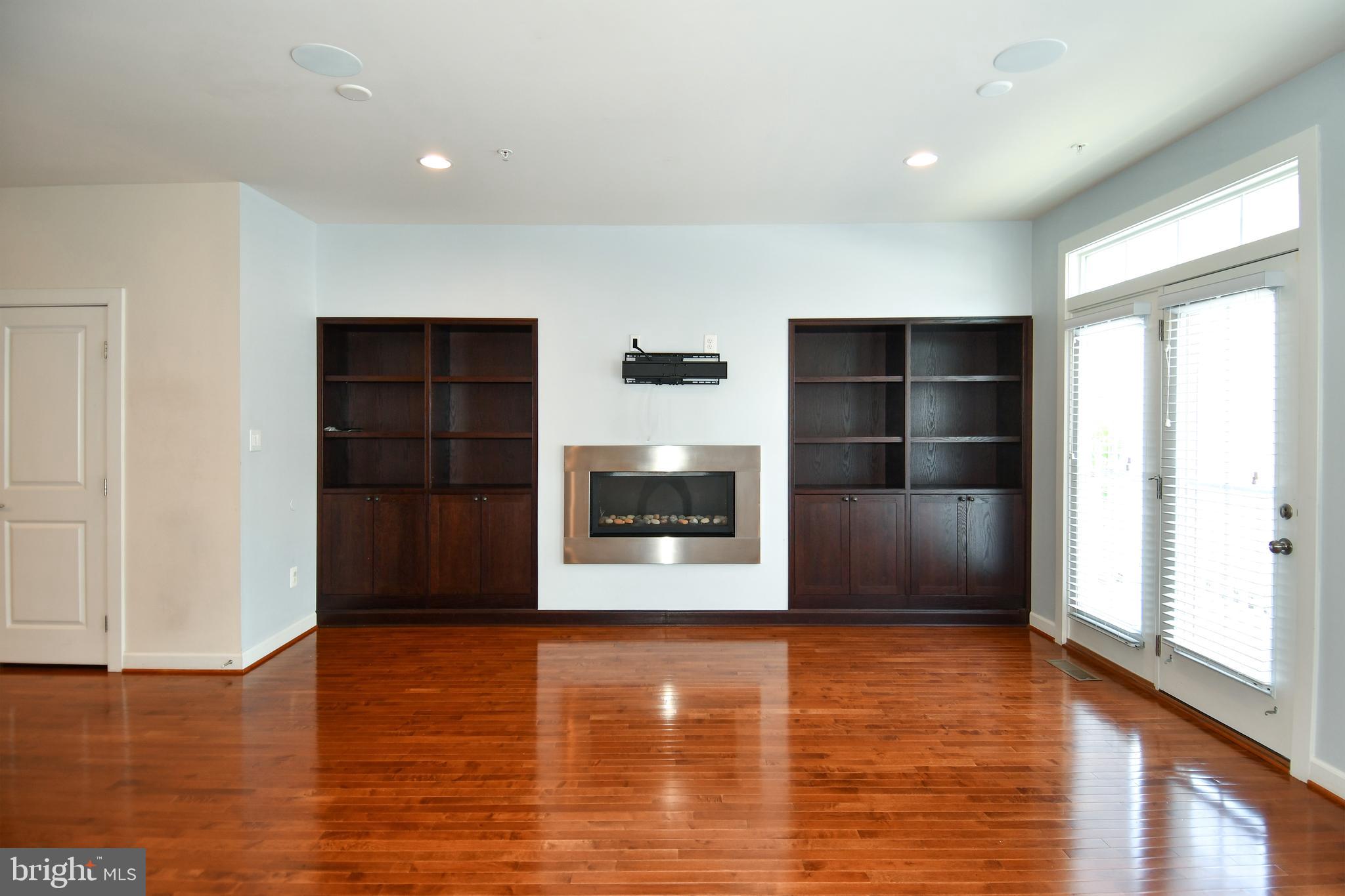 WATKINS MILL TOWN CENTER - Residential Lease