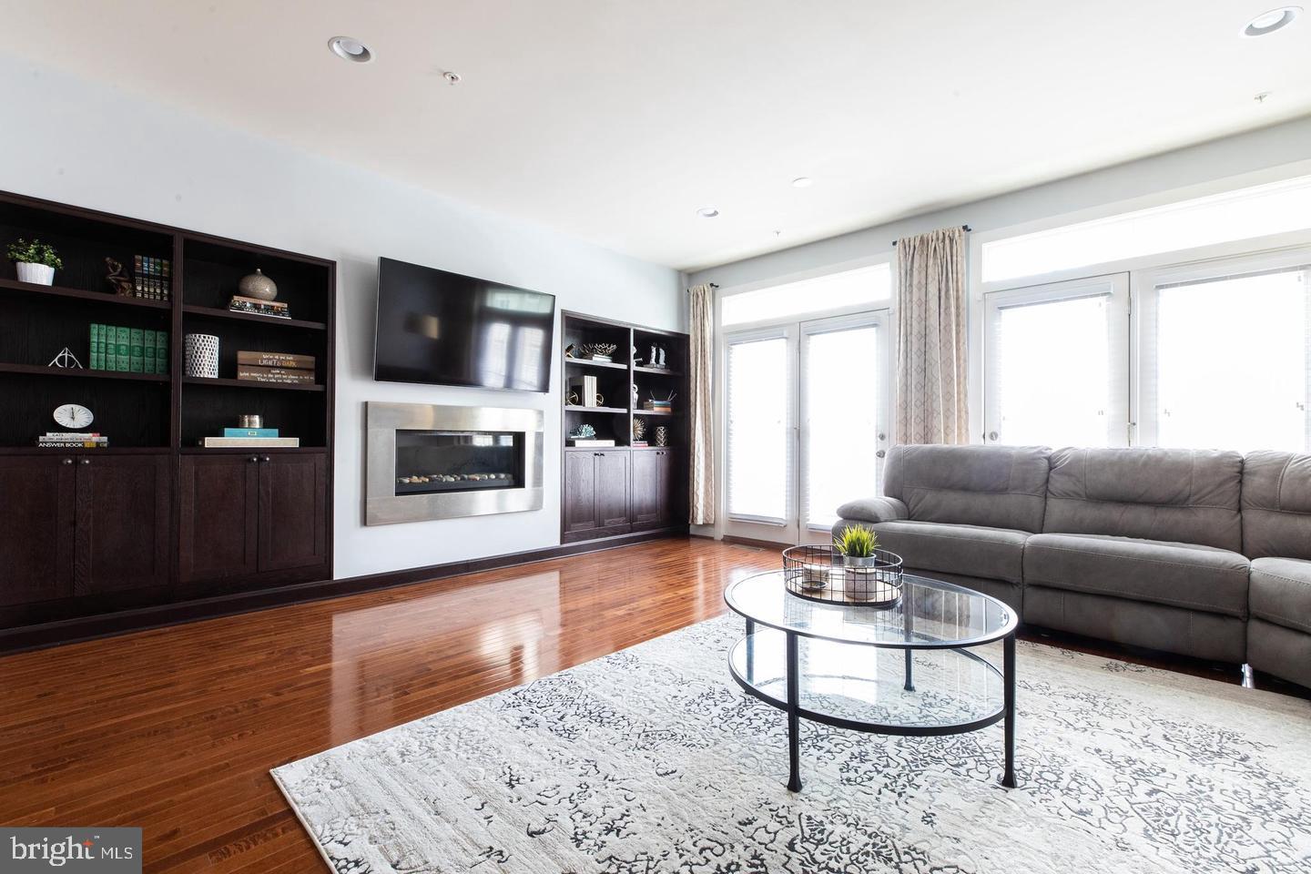 WATKINS MILL TOWN CENTER - Residential Lease