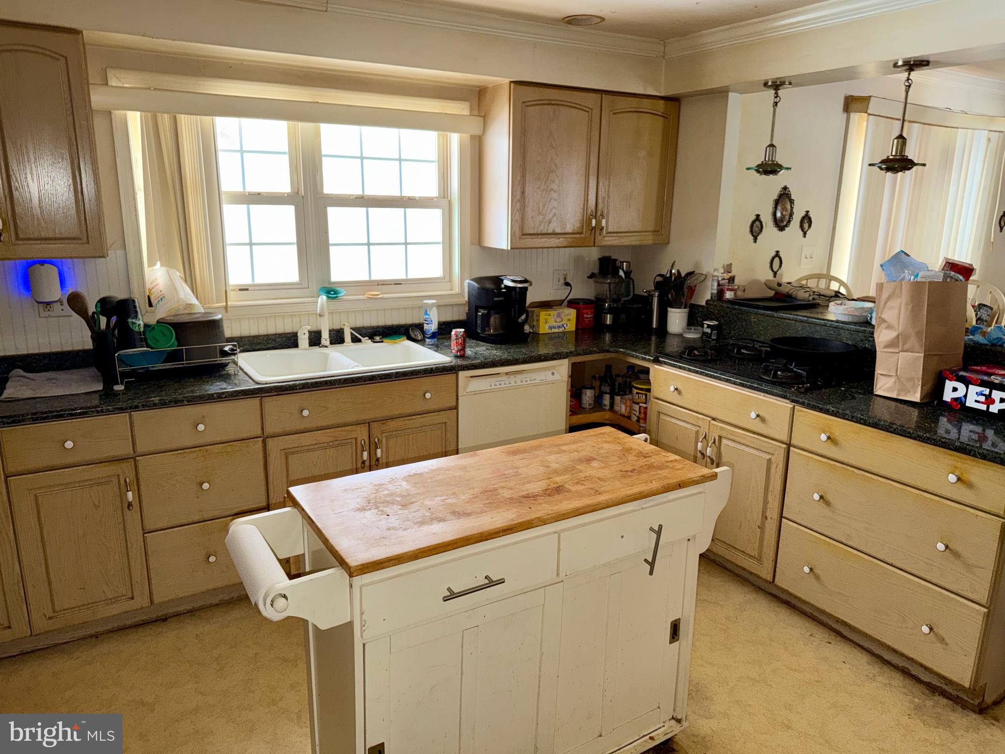 GULPH MILLS VIL - Residential