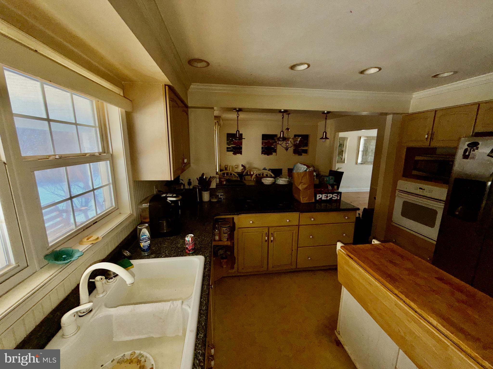 GULPH MILLS VIL - Residential