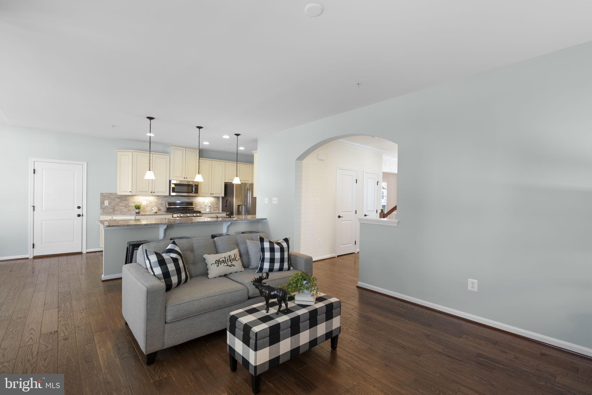 WOODBOURNE MANOR - Residential