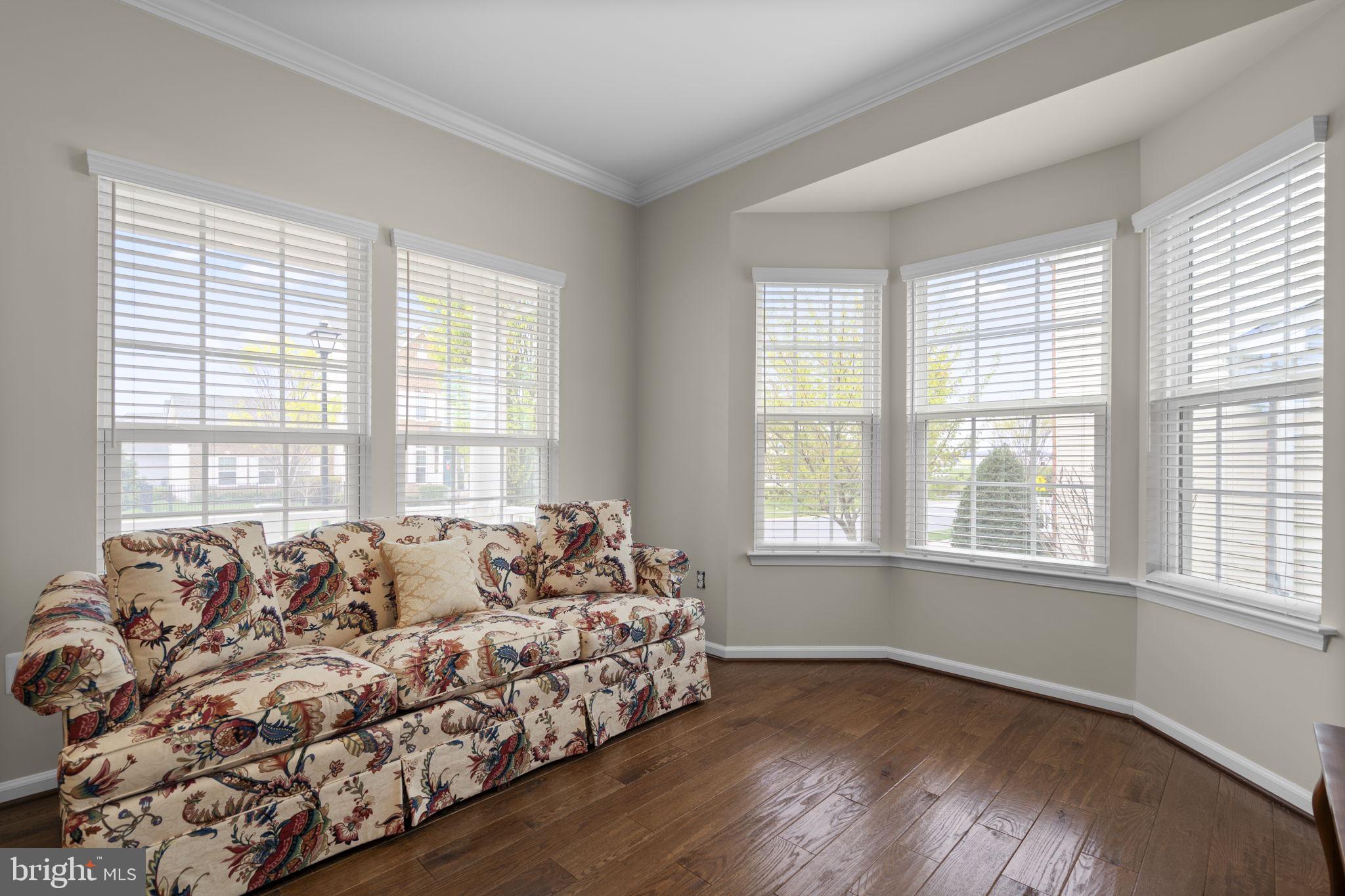 WOODBOURNE MANOR - Residential