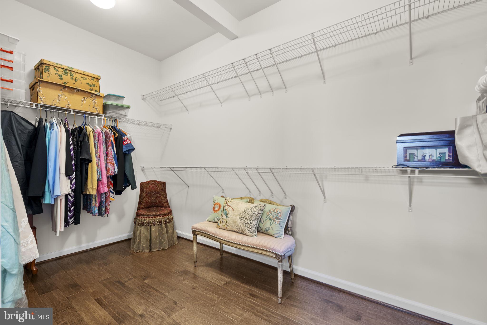 WOODBOURNE MANOR - Residential