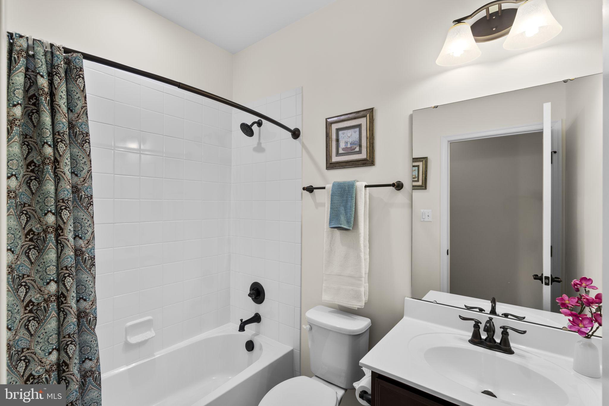 WOODBOURNE MANOR - Residential