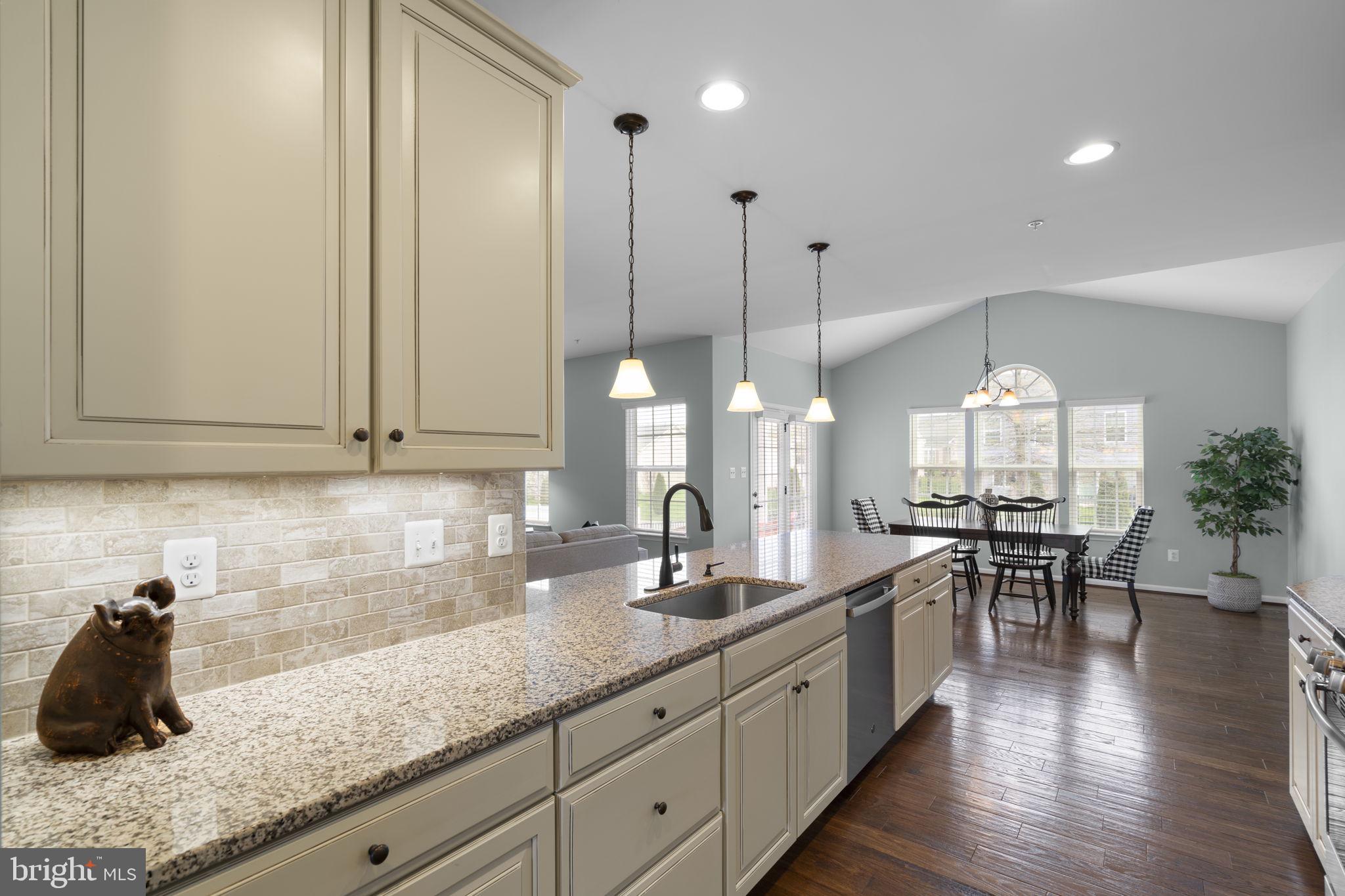 WOODBOURNE MANOR - Residential