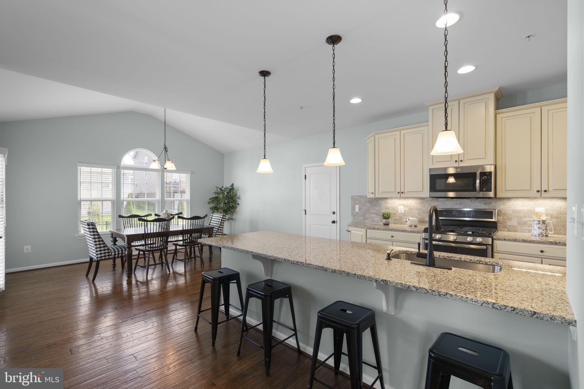 WOODBOURNE MANOR - Residential