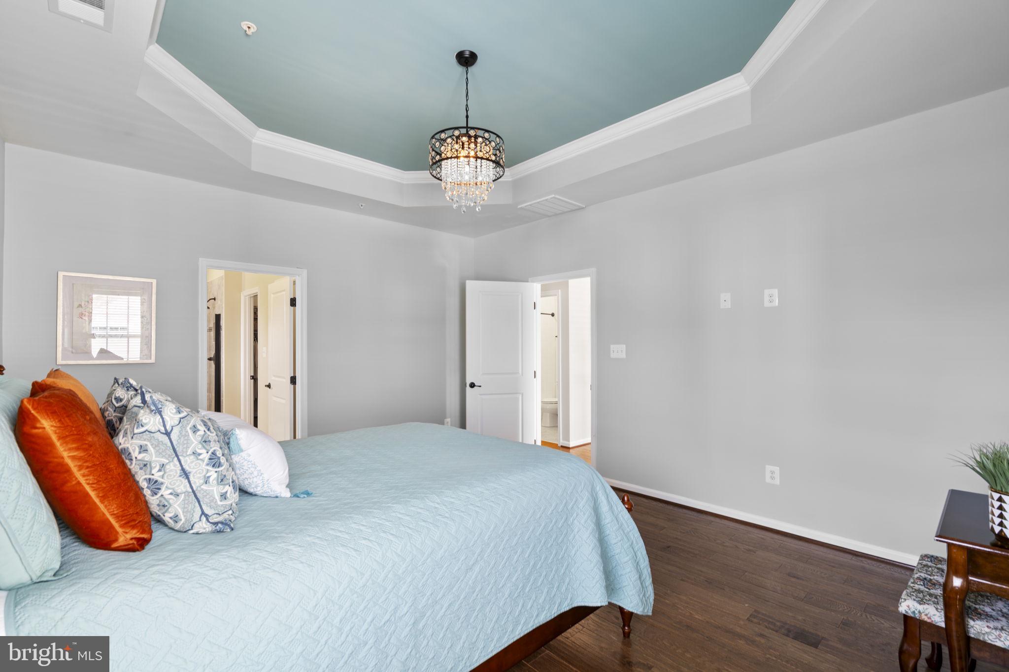 WOODBOURNE MANOR - Residential