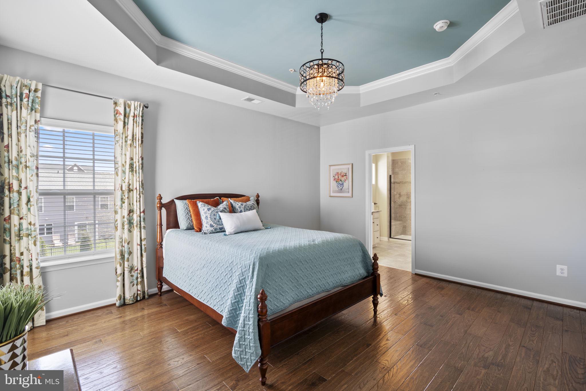 WOODBOURNE MANOR - Residential