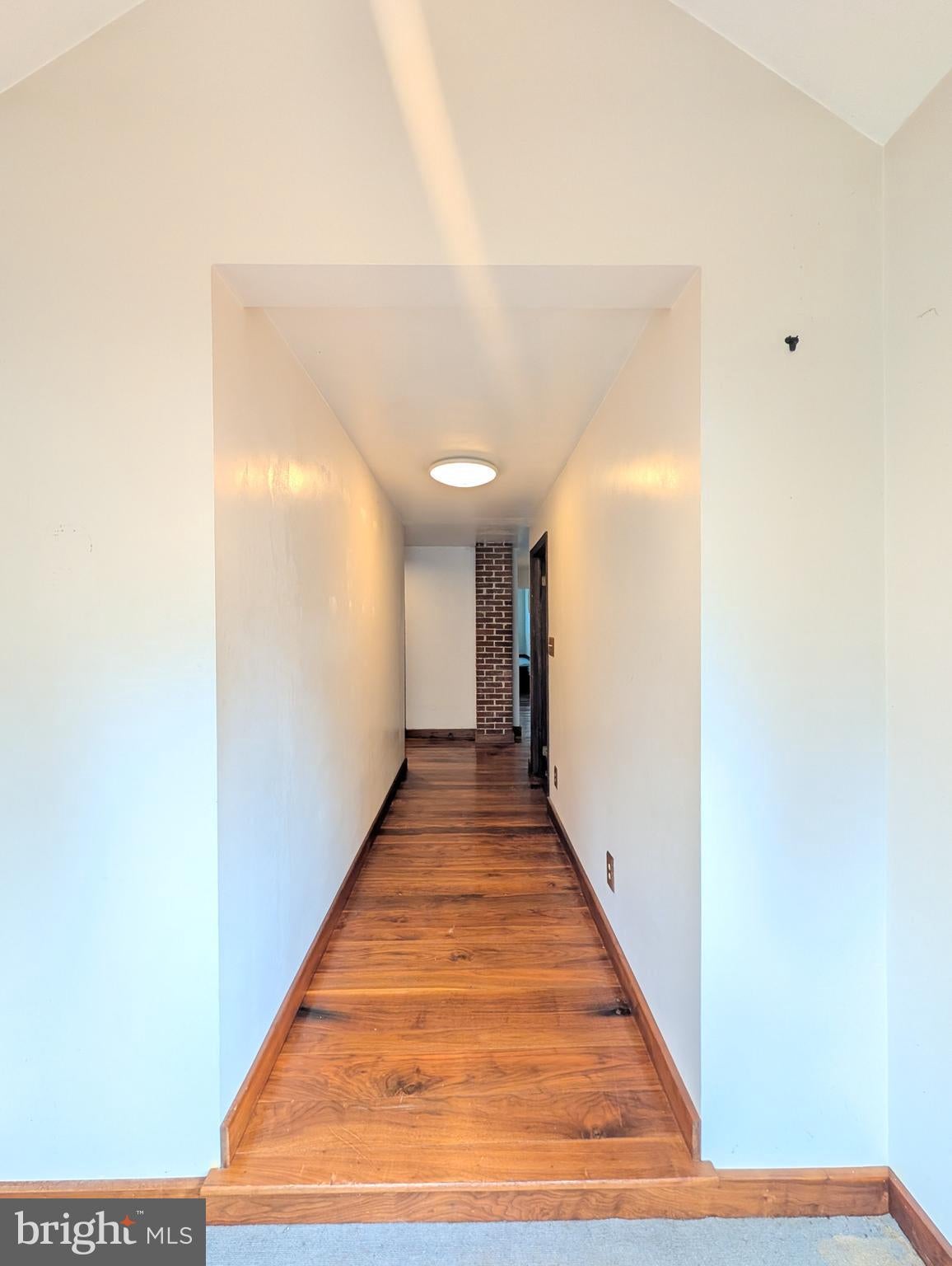 1326 FAIRFIELD ROAD