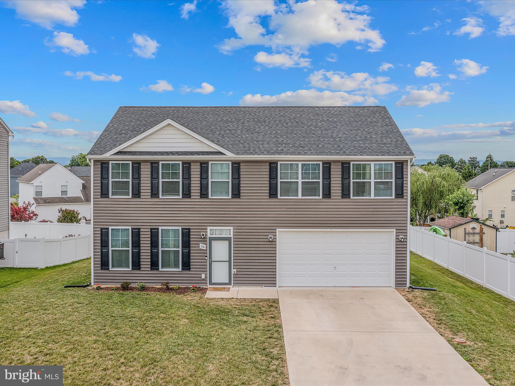 PRINCETON SHOALS - Residential