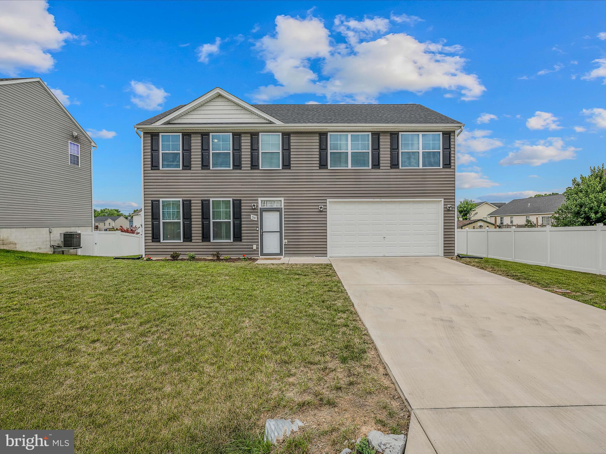 PRINCETON SHOALS - Residential