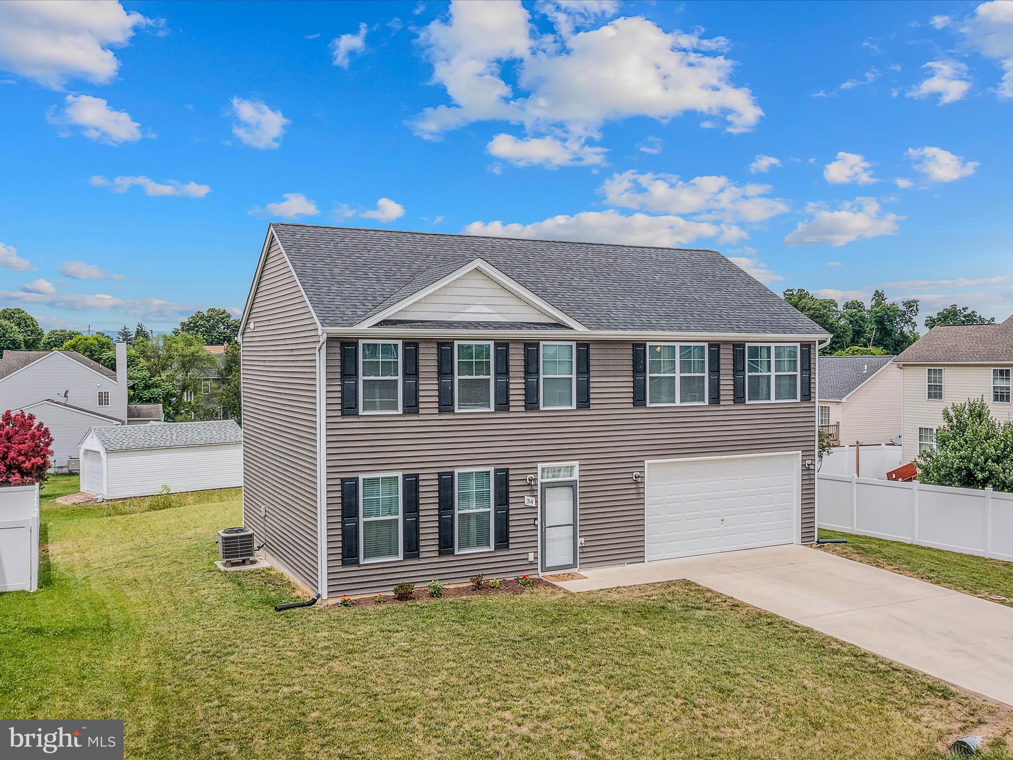 PRINCETON SHOALS - Residential