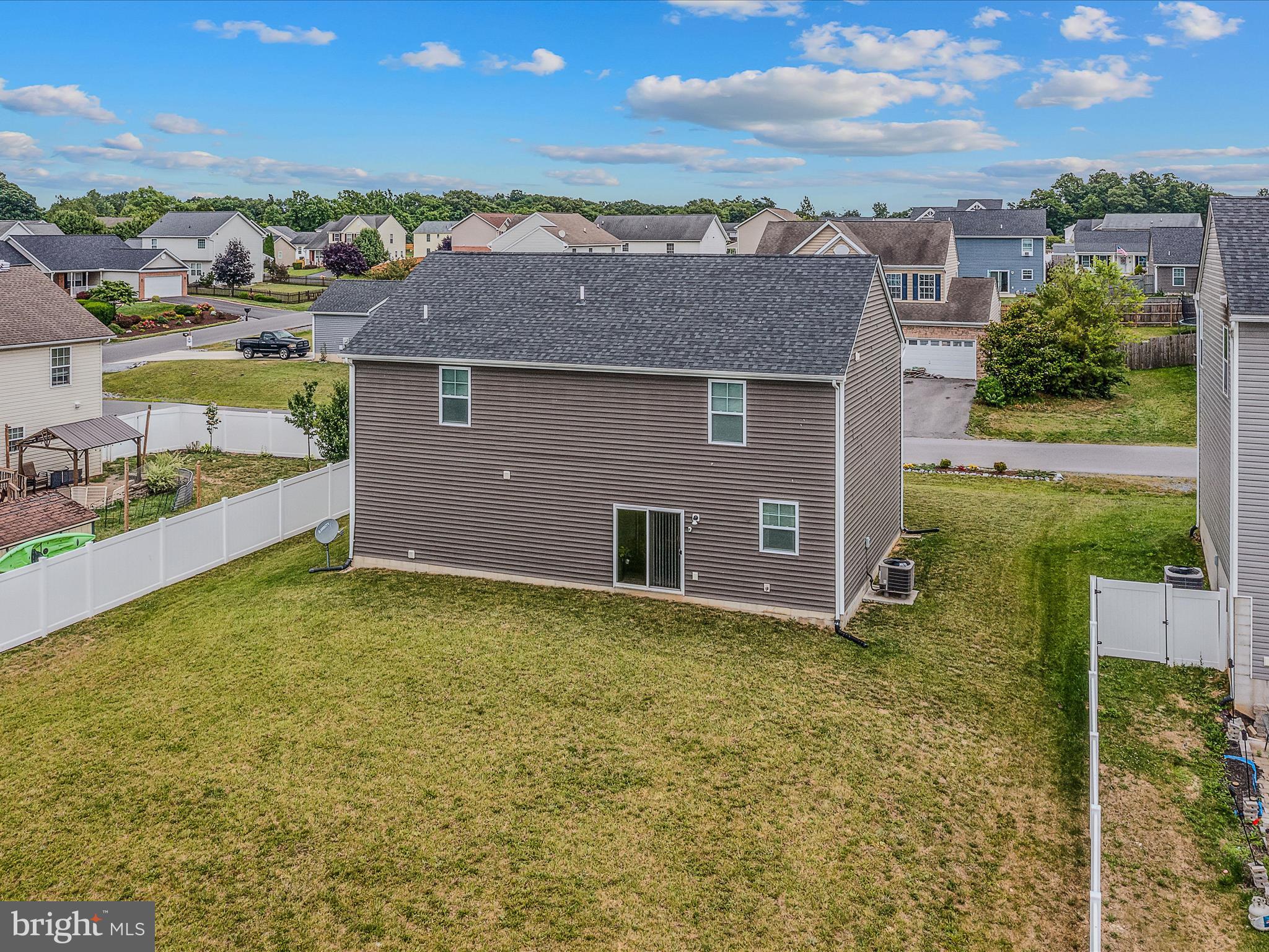 PRINCETON SHOALS - Residential