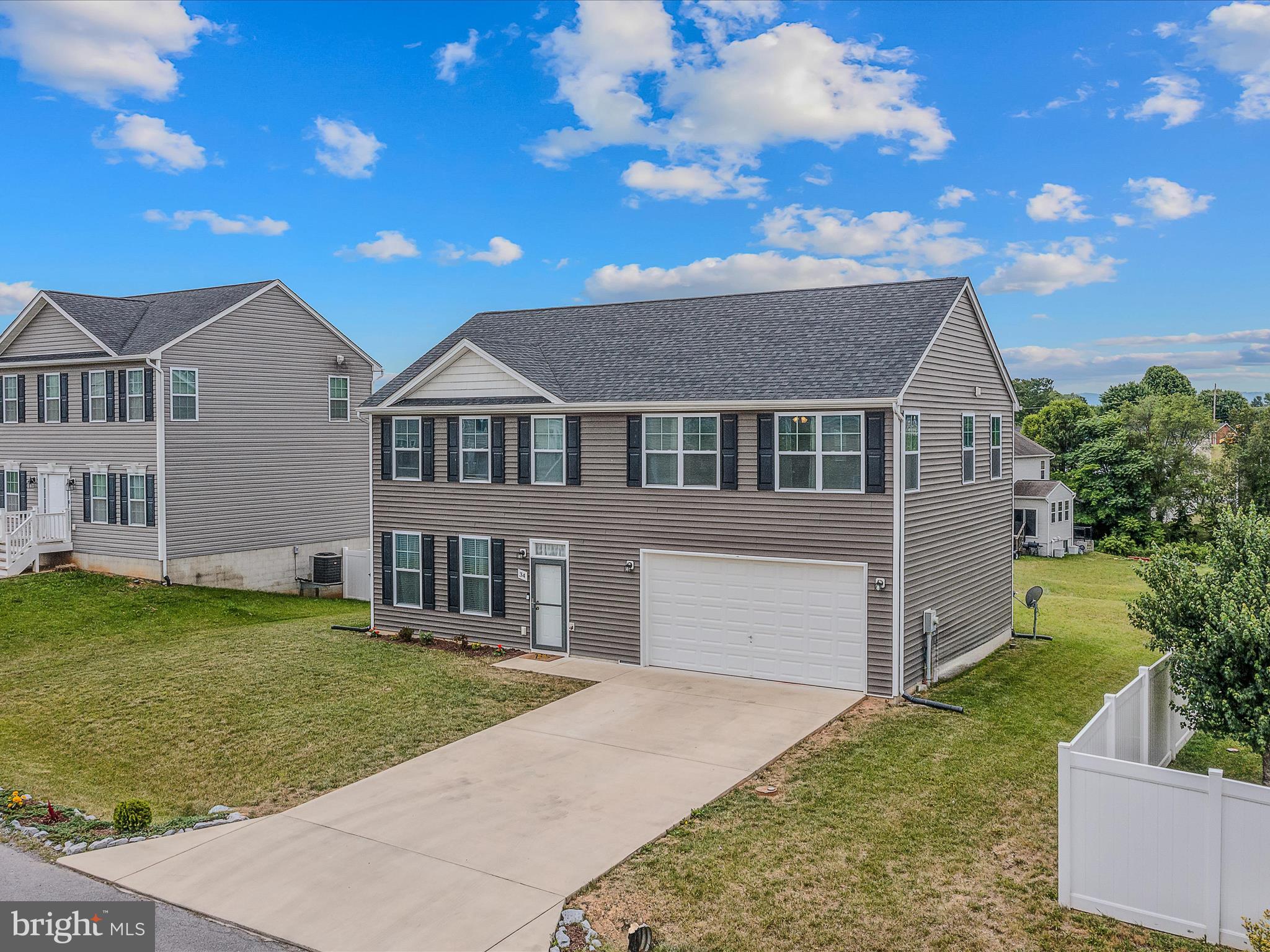 PRINCETON SHOALS - Residential