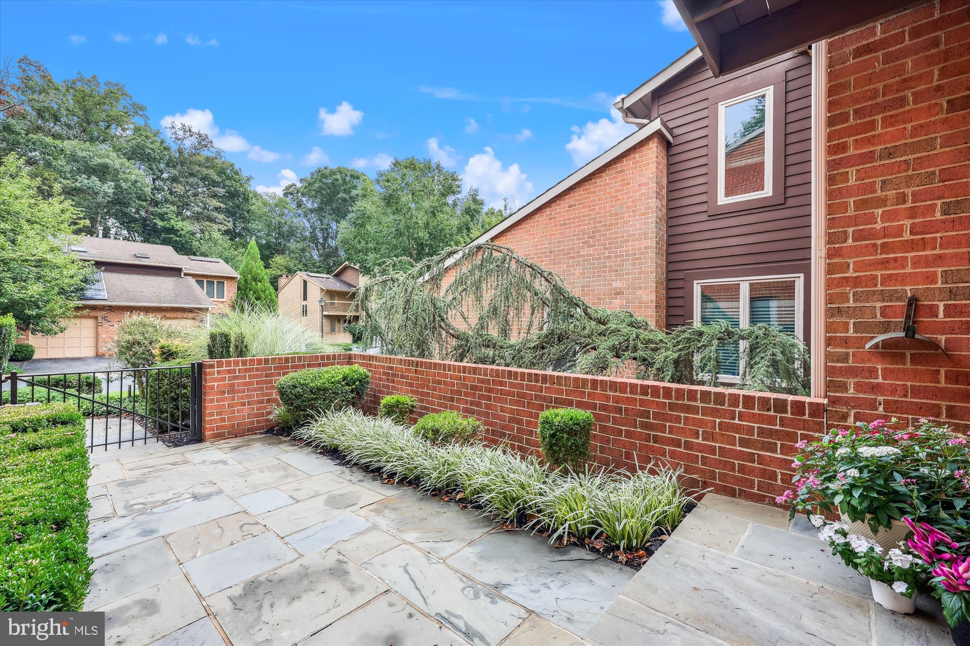 7818 WHITERIM TERRACE