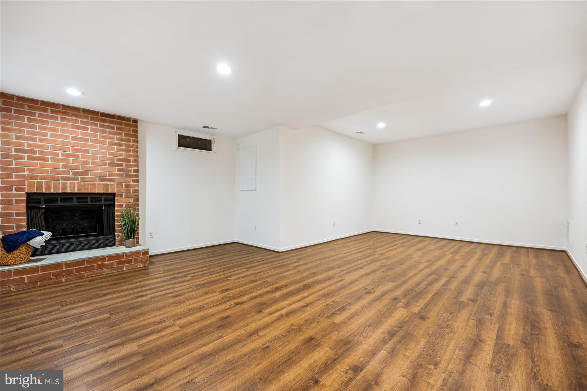 FAWSETT FARMS MANOR - Residential