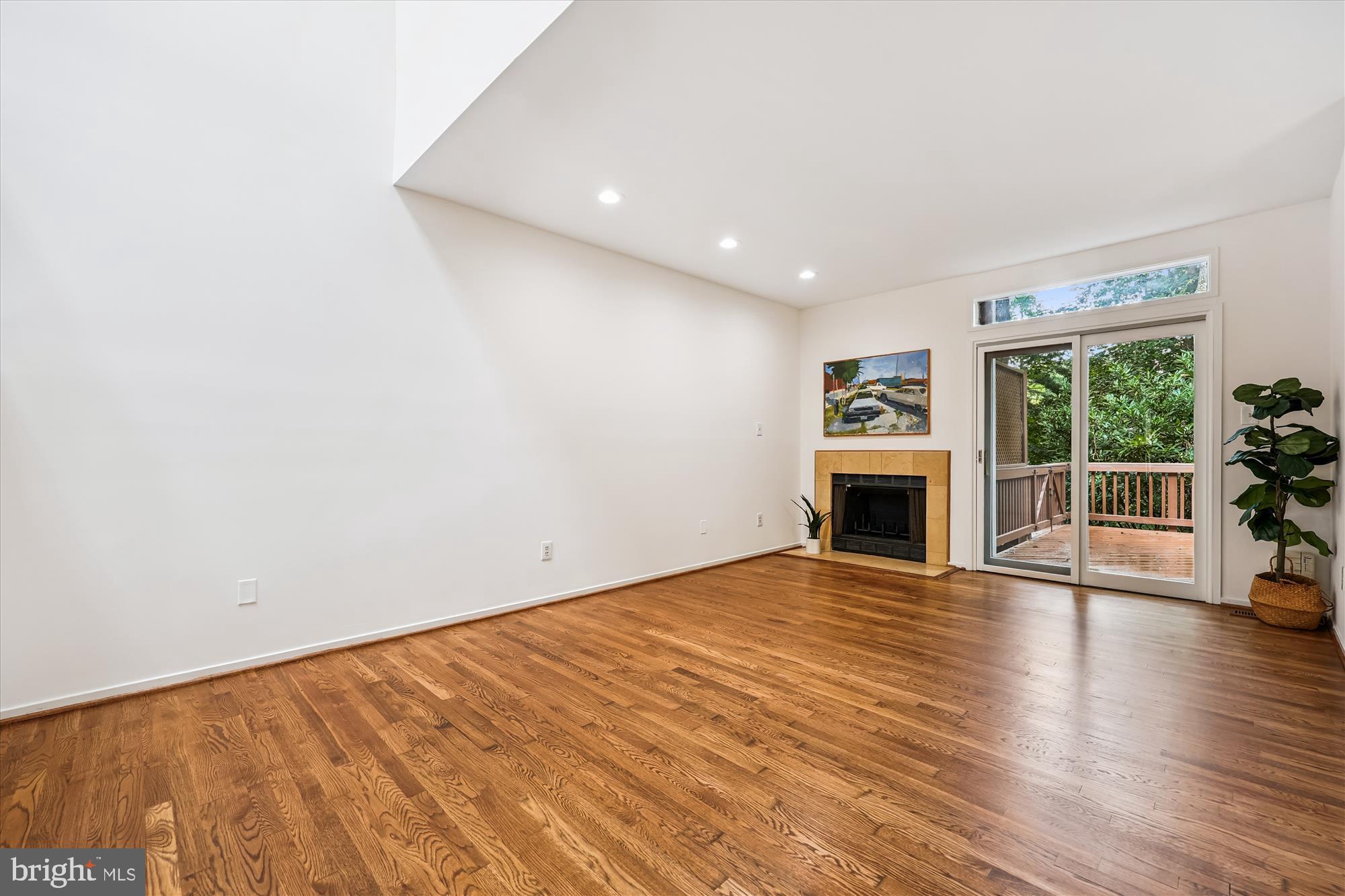 FAWSETT FARMS MANOR - Residential