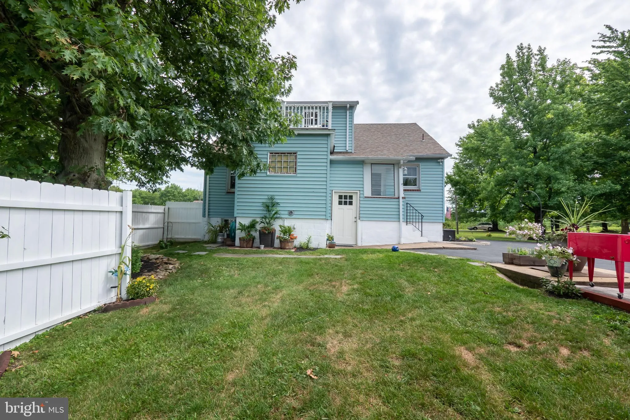 Coopersburg, Pennsylvania 18036, United States, 4 Bedrooms Bedrooms, ,2 BathroomsBathrooms,Residential,Active,227200