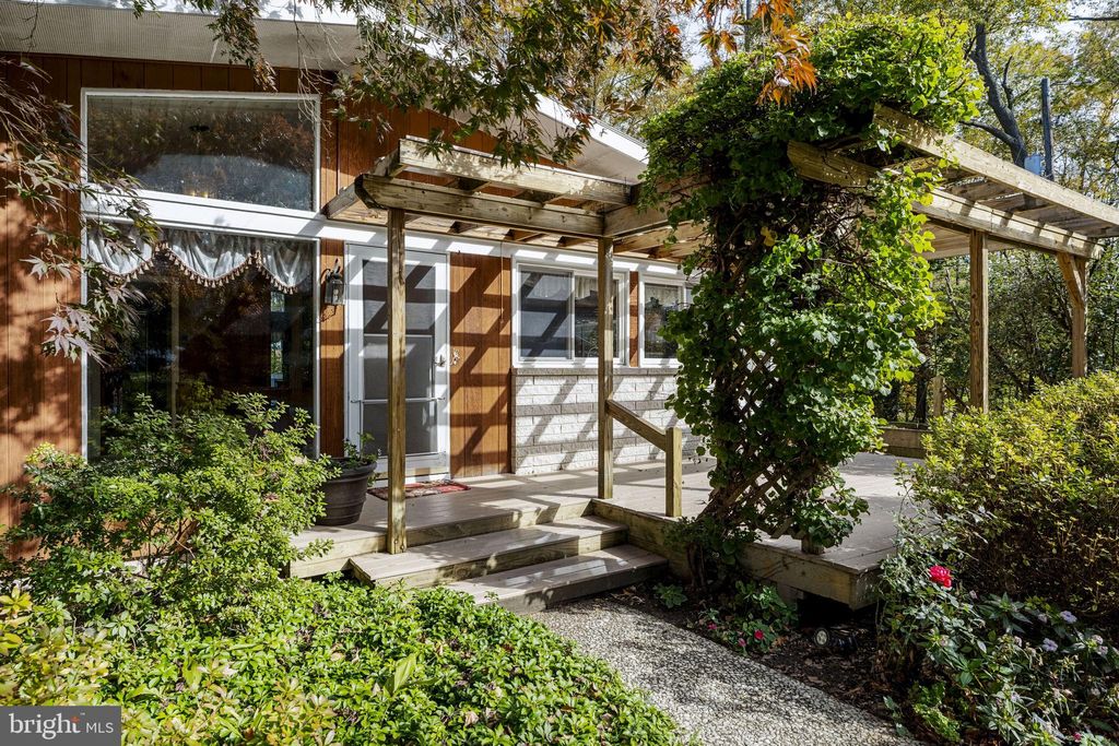 Photo of 269 Sheep Lane, MILLERSVILLE, PA 17551 (MLS # PALA2080366)