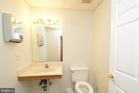 FAIRFIELD OFFICE PARK CO - Commercial Lease