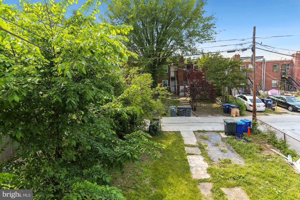 1268 16th Street NE Unit B, Washington, DC 20002