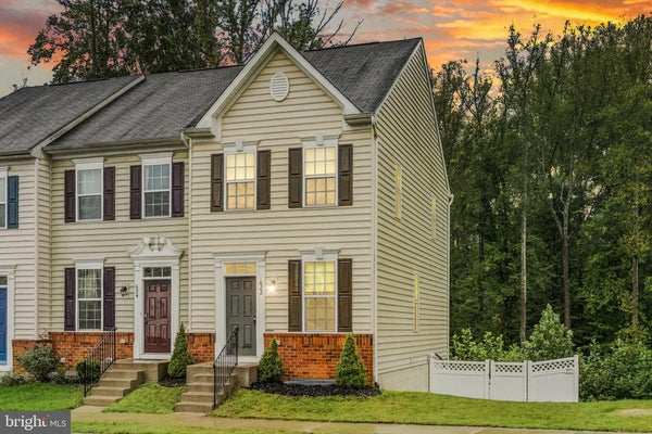 622 STREAMVIEW DR, FREDERICKSBURG, VA 22405 - Image c58d5ec9d8aeb10ec7300ddc2d343df7/1970329704
