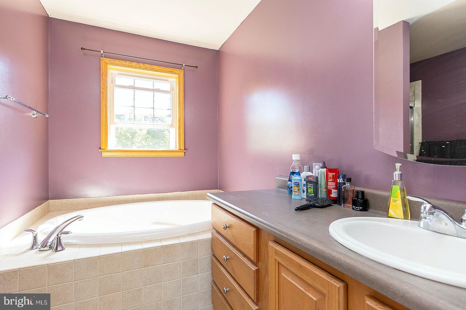 BELLWOOD ESTATES - Residential