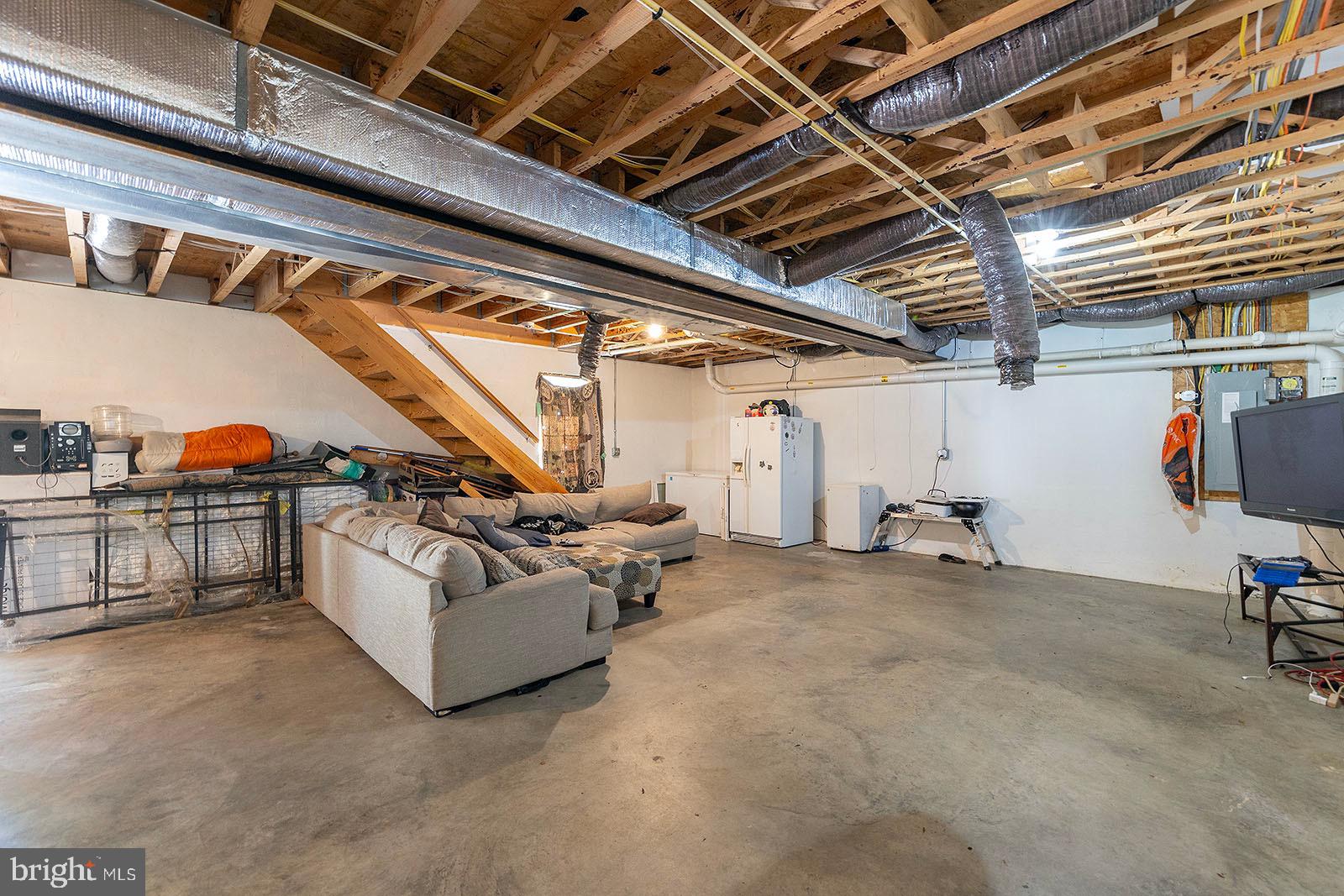 BELLWOOD ESTATES - Residential