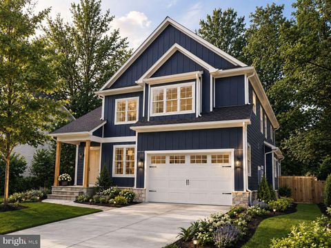 Homes For Sale - 1018 Spruce Street<br/> FALLS CHURCH, VA 22046
