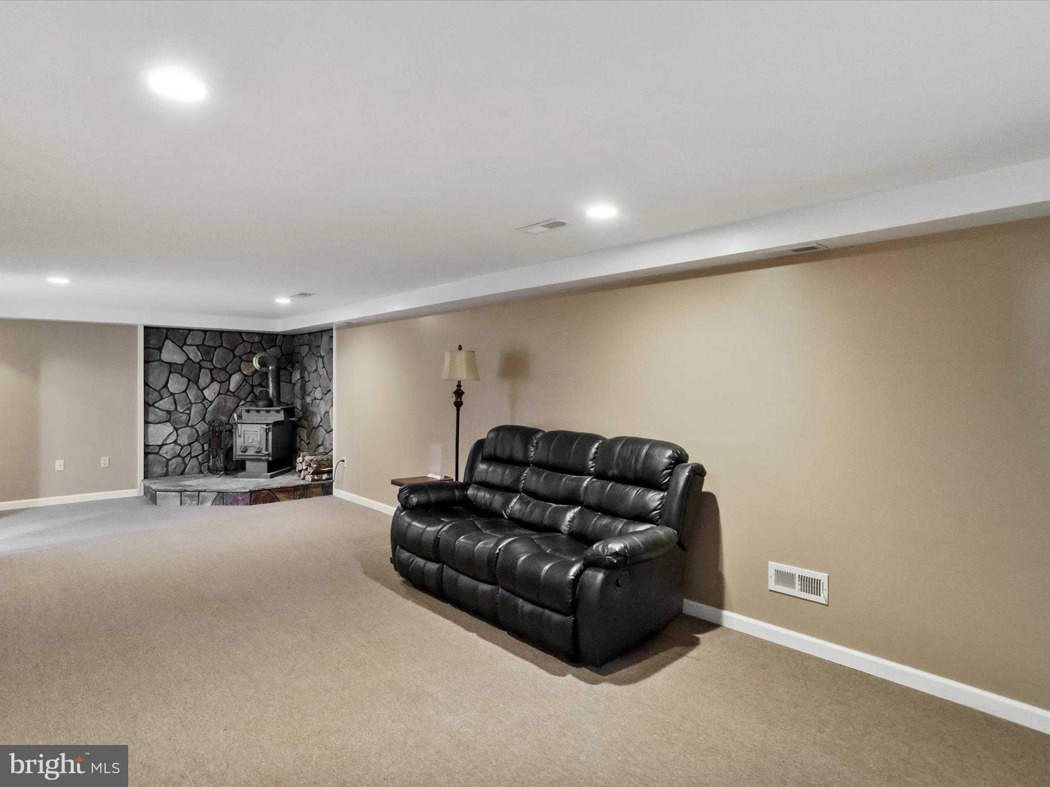 WALNUT RIDGE - Residential