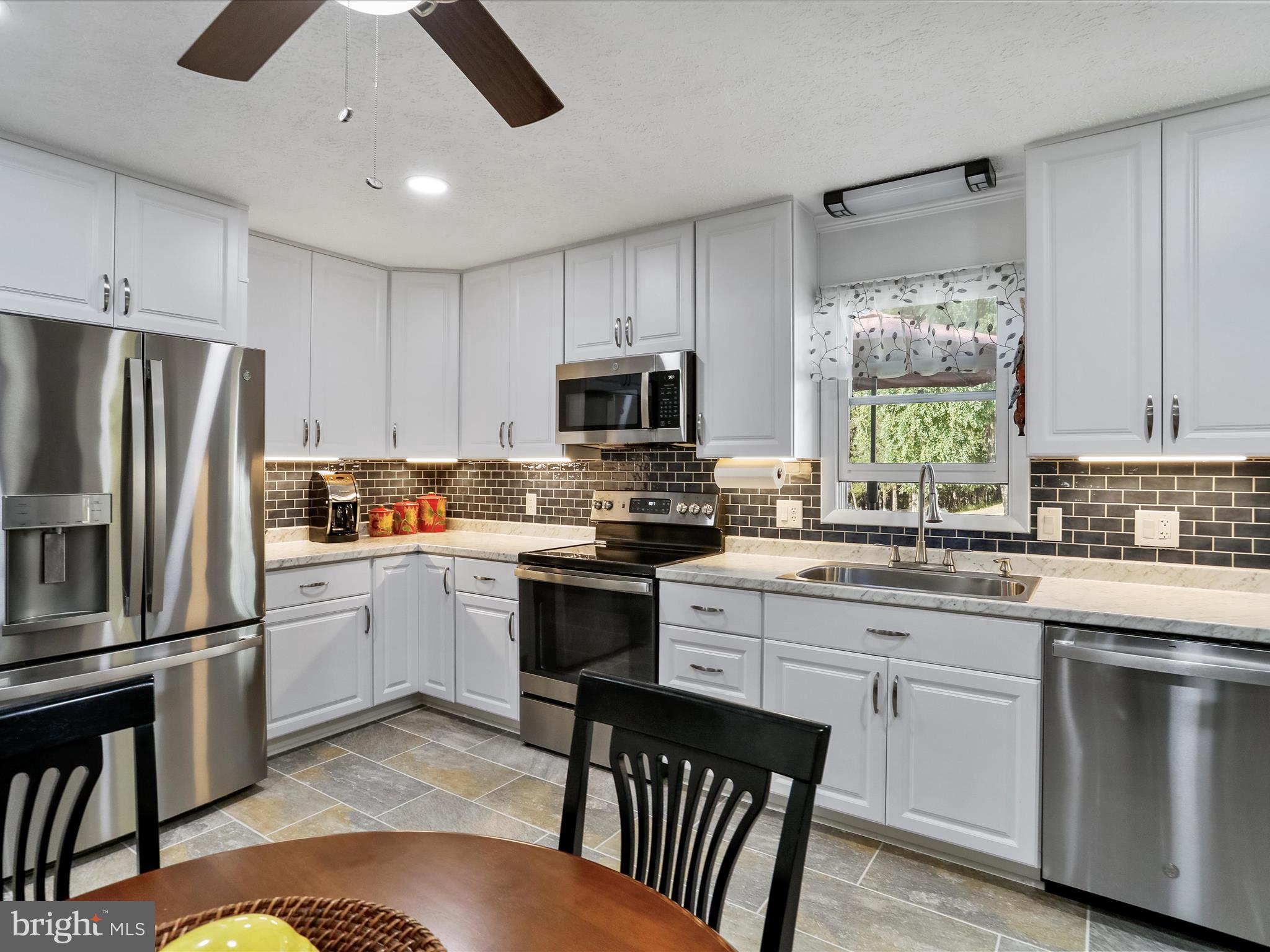 WALNUT RIDGE - Residential