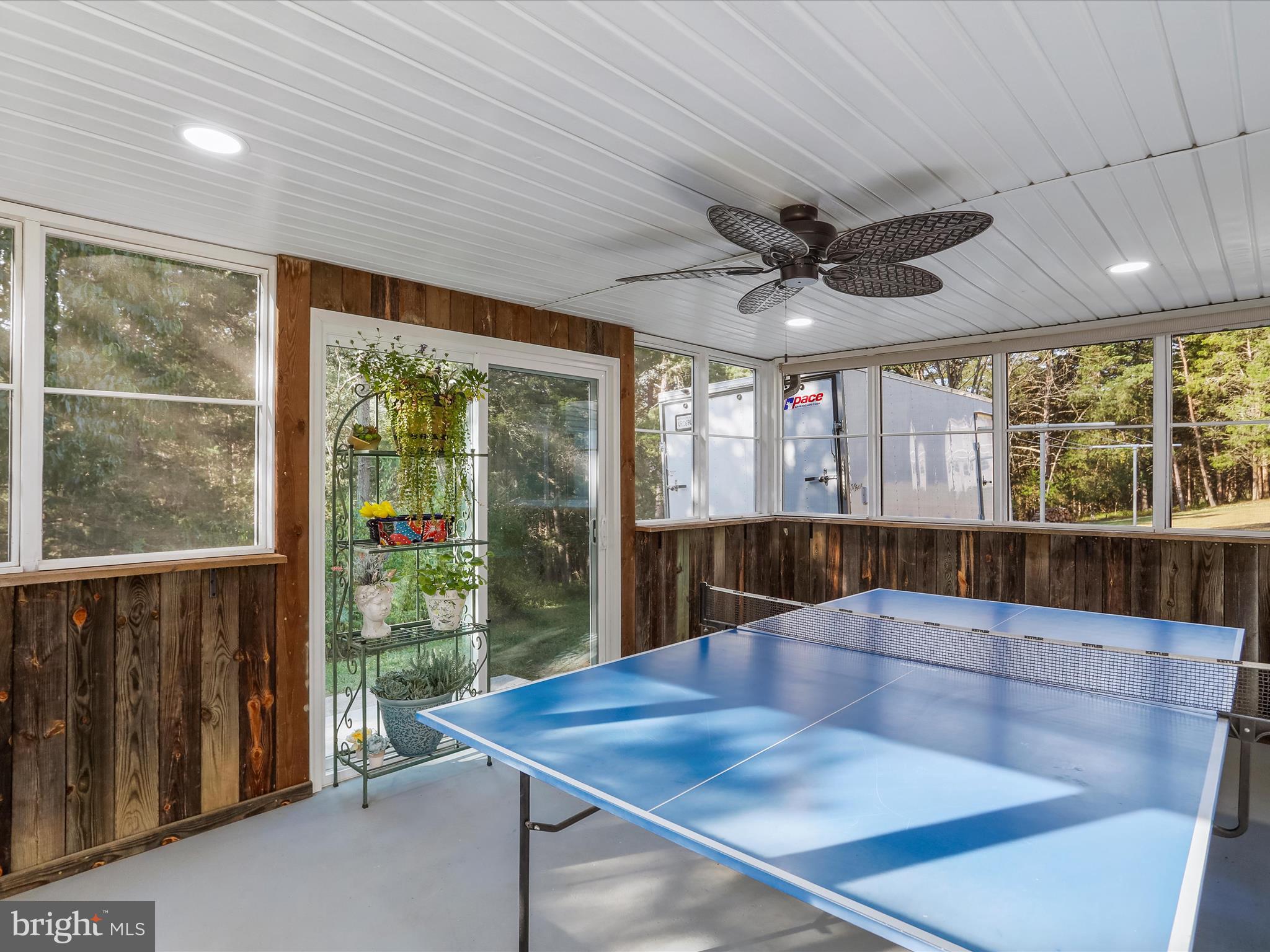 WALNUT RIDGE - Residential