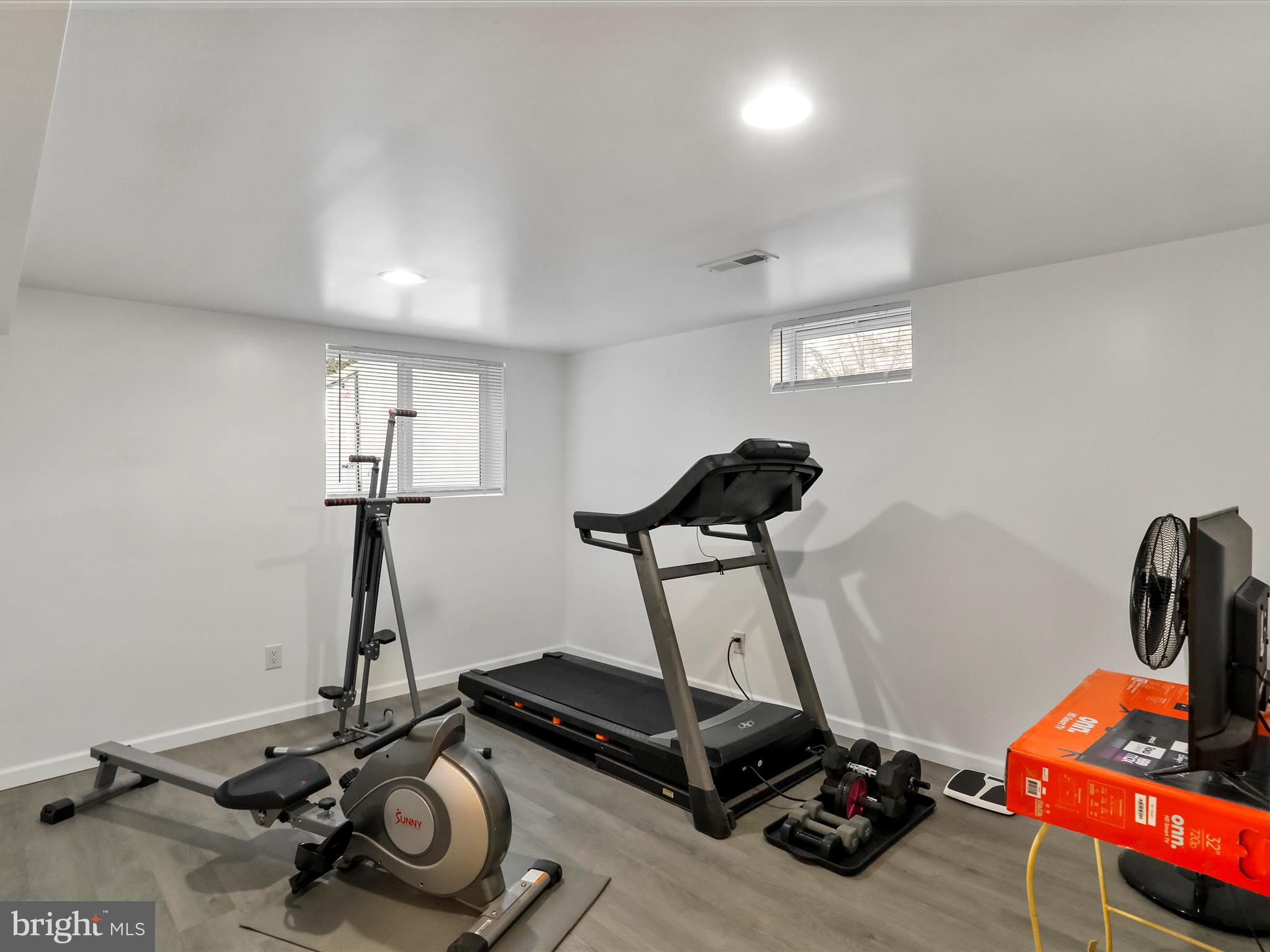 WALNUT RIDGE - Residential