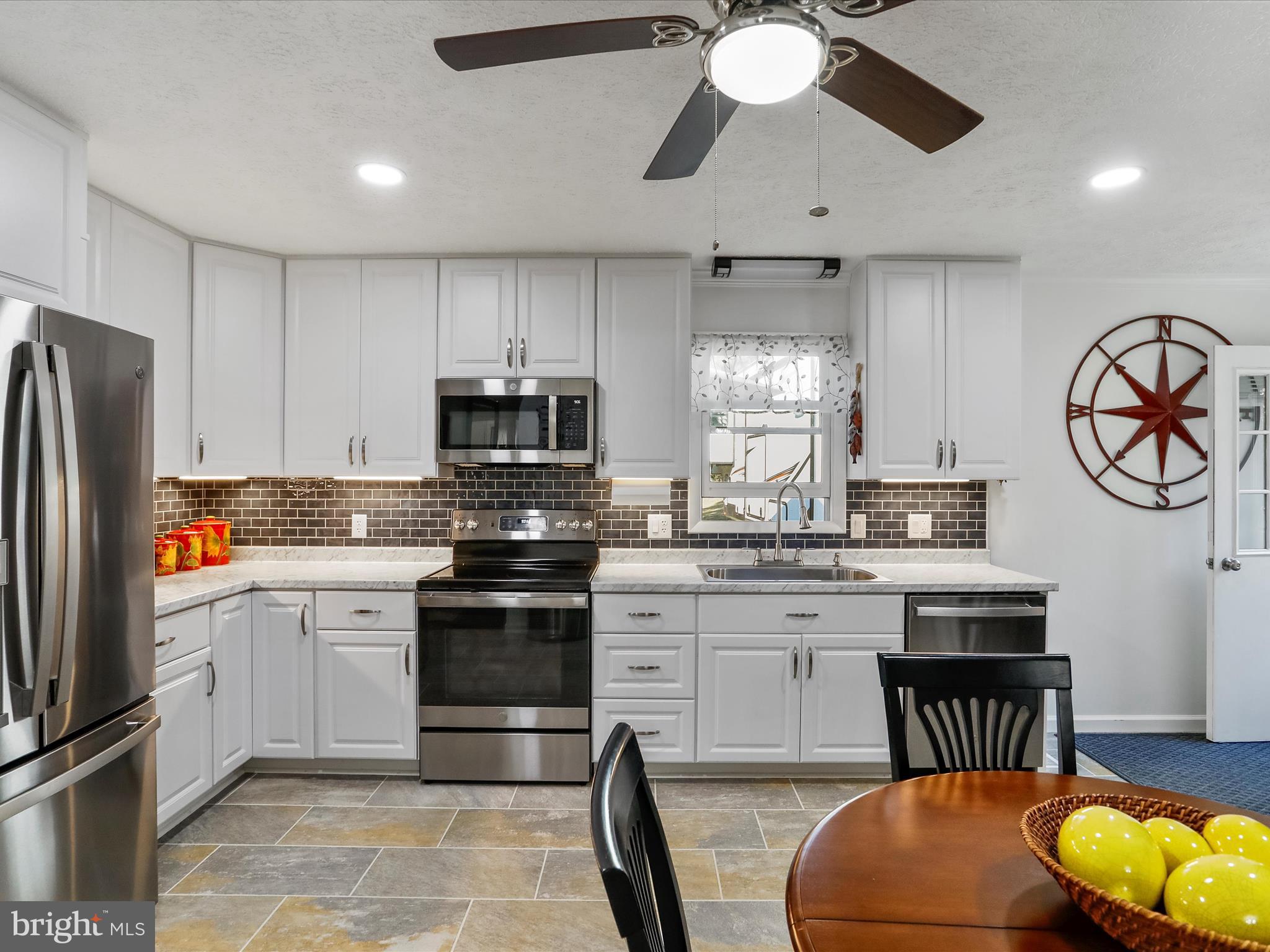 WALNUT RIDGE - Residential