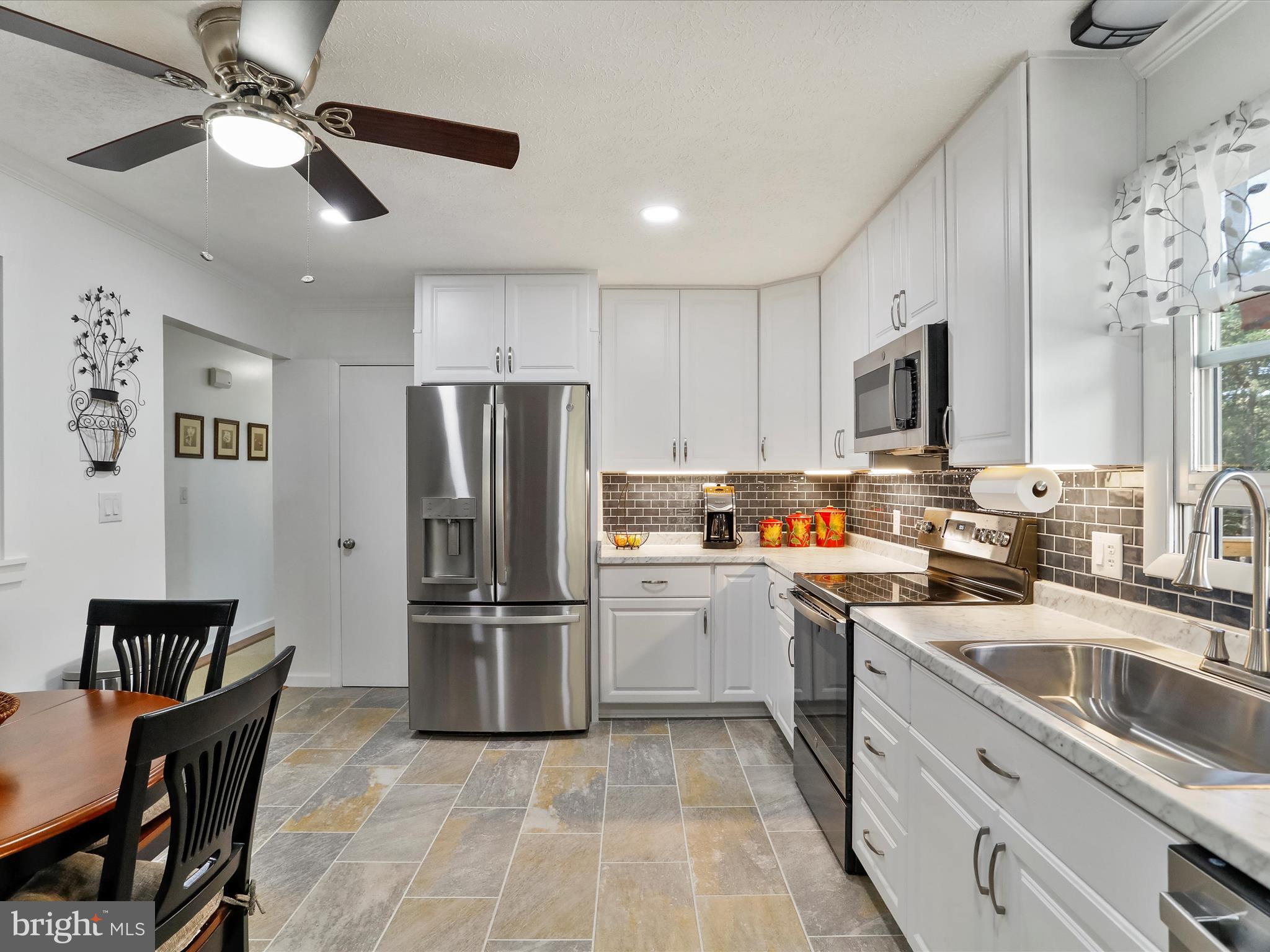 WALNUT RIDGE - Residential